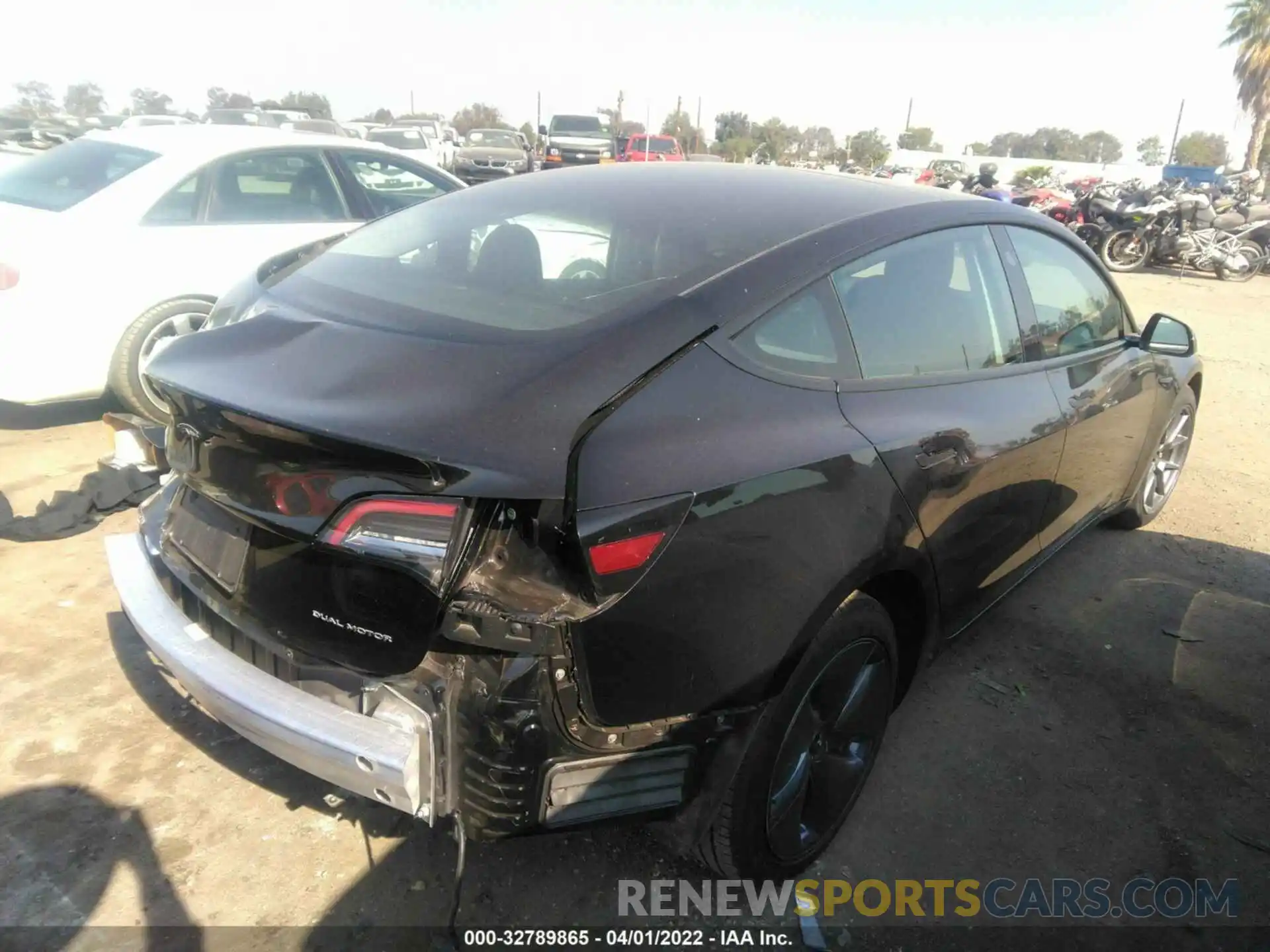 4 Photograph of a damaged car 5YJ3E1EB4MF003618 TESLA MODEL 3 2021