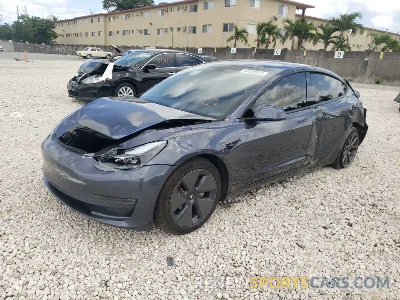 2 Photograph of a damaged car 5YJ3E1EB4MF036375 TESLA MODEL 3 2021