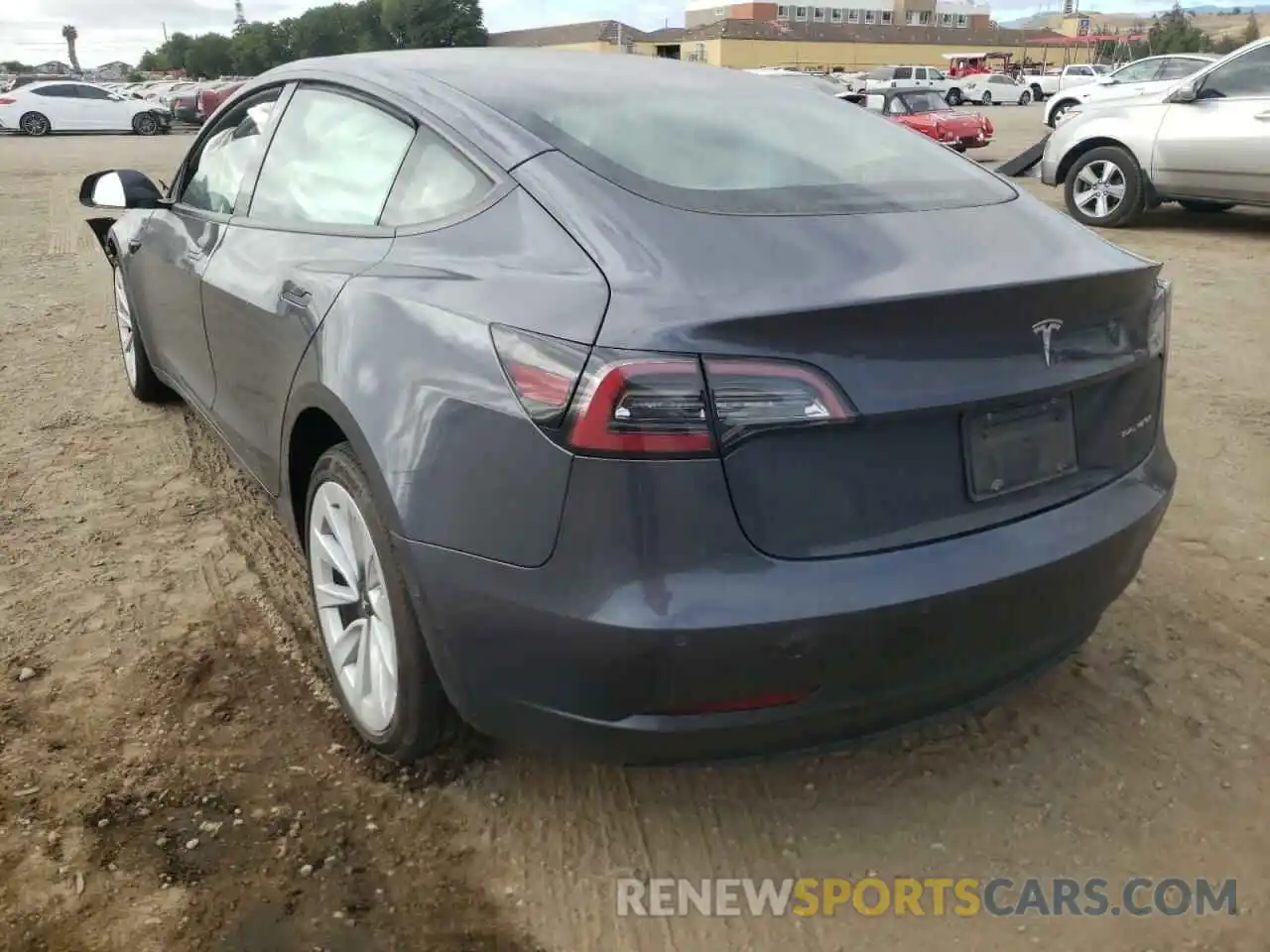 3 Photograph of a damaged car 5YJ3E1EB4MF046906 TESLA MODEL 3 2021