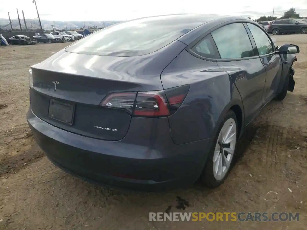 4 Photograph of a damaged car 5YJ3E1EB4MF046906 TESLA MODEL 3 2021