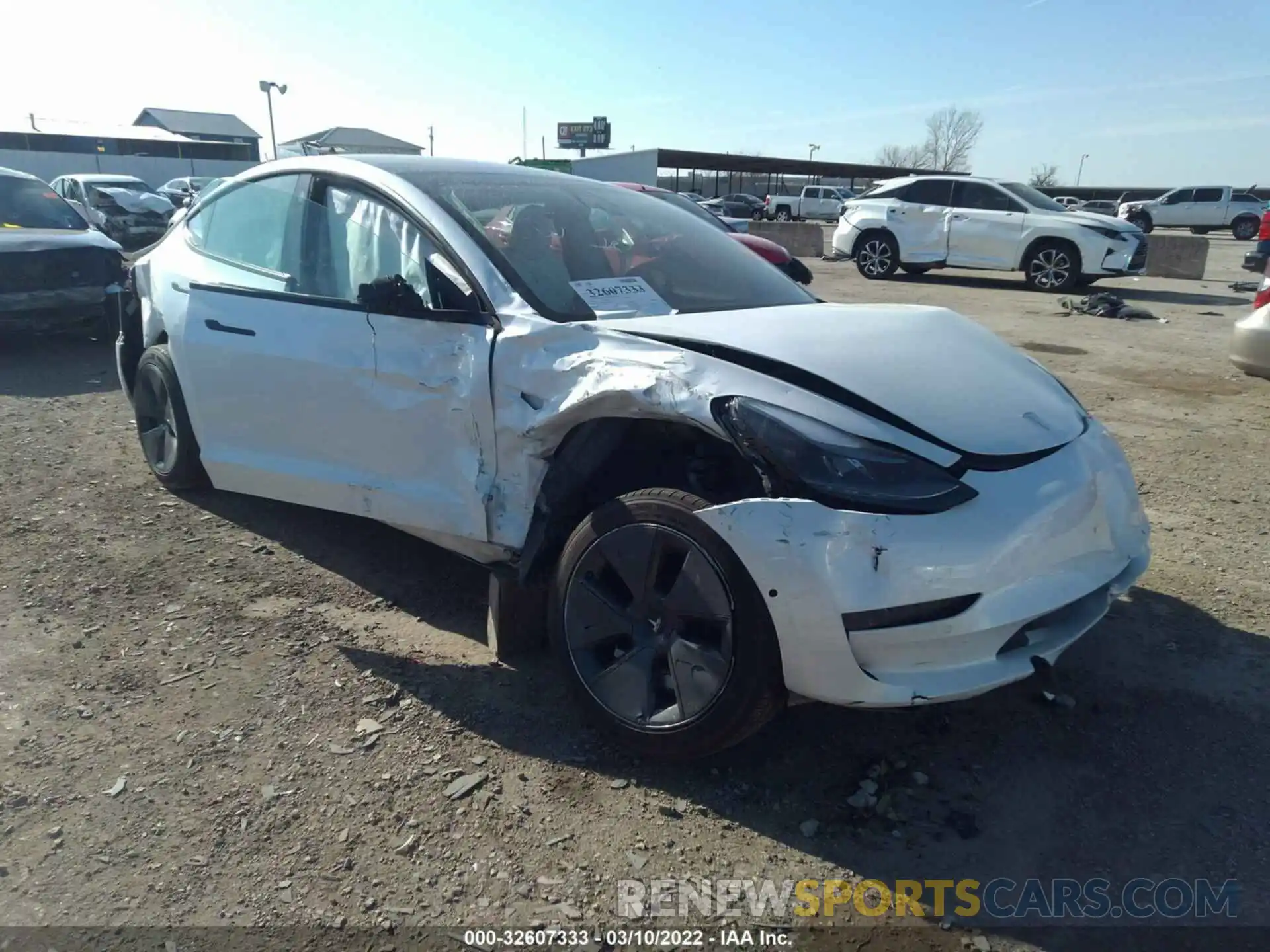 1 Фотография поврежденного автомобиля 5YJ3E1EB4MF061969 TESLA MODEL 3 2021