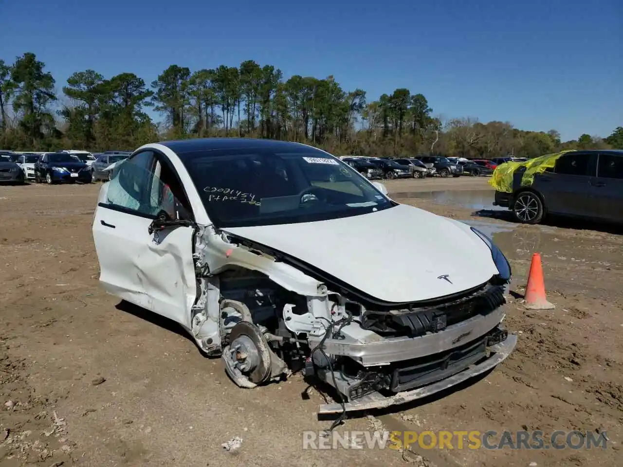 1 Photograph of a damaged car 5YJ3E1EB4MF860179 TESLA MODEL 3 2021