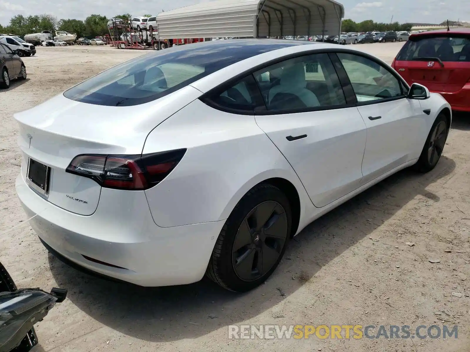 4 Фотография поврежденного автомобиля 5YJ3E1EB4MF860263 TESLA MODEL 3 2021