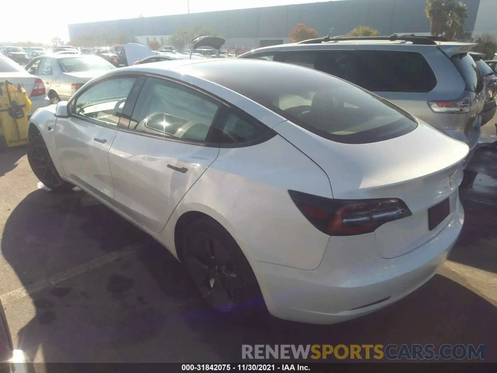 3 Photograph of a damaged car 5YJ3E1EB4MF864653 TESLA MODEL 3 2021