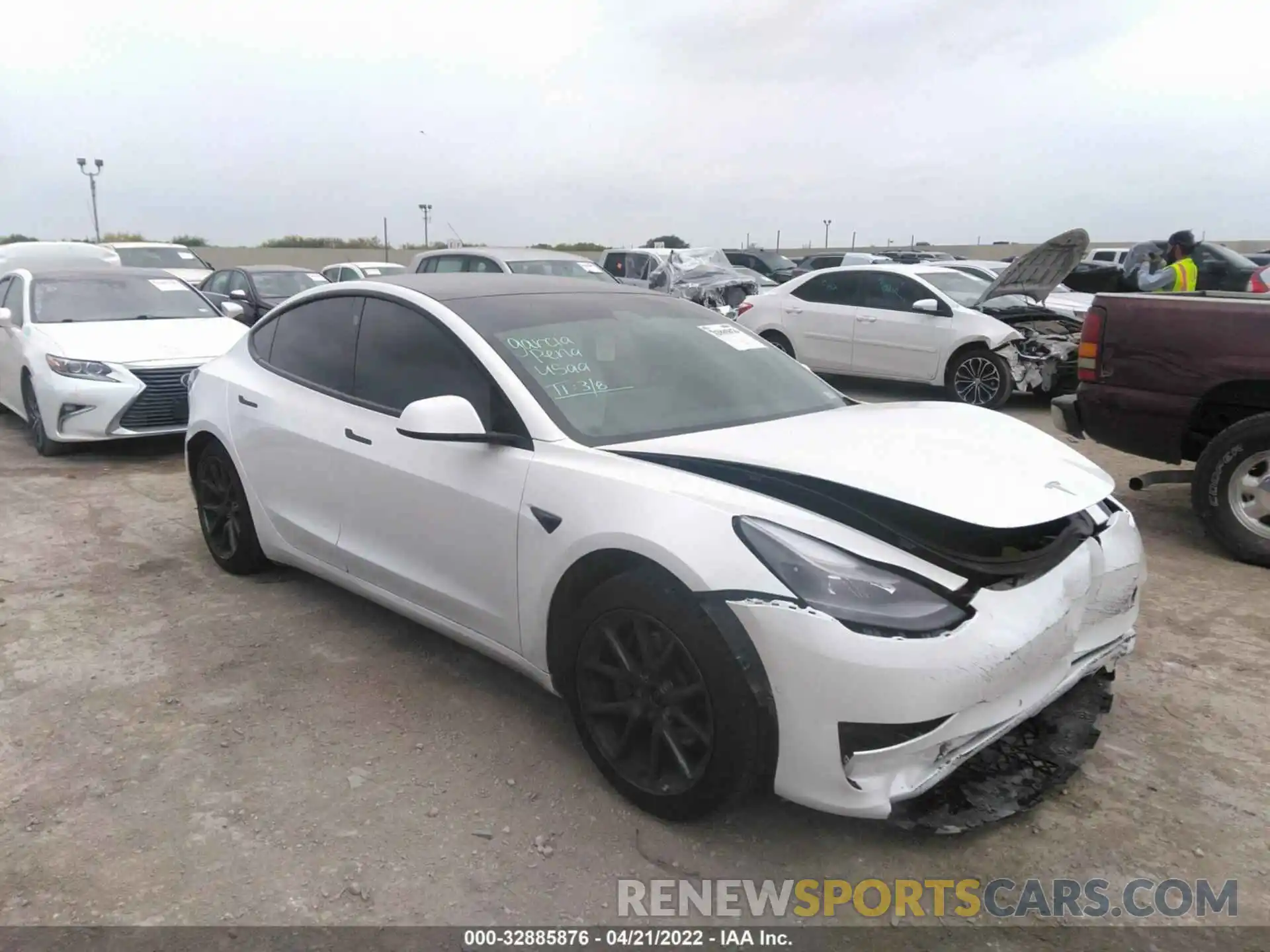 1 Photograph of a damaged car 5YJ3E1EB4MF925113 TESLA MODEL 3 2021