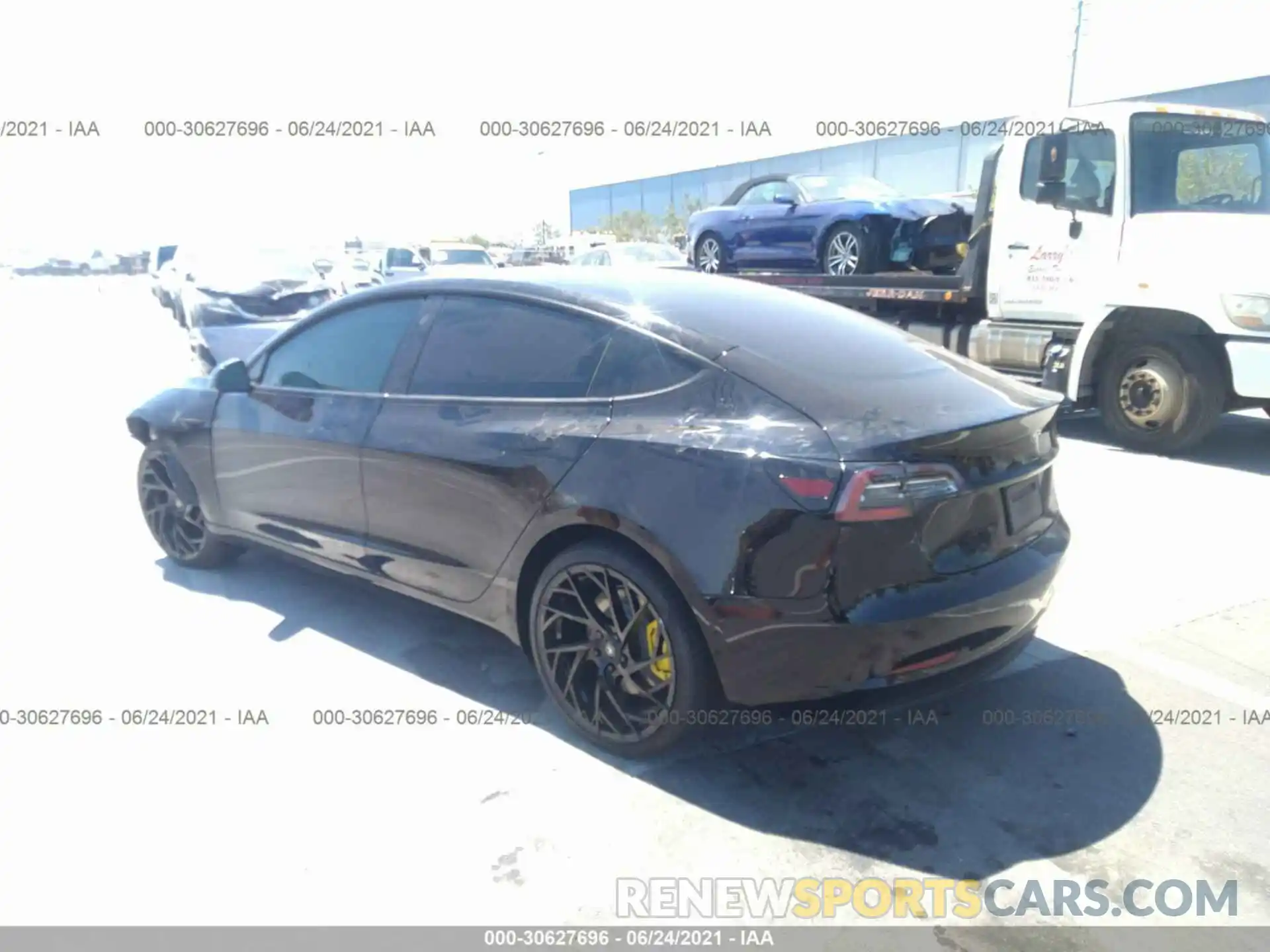 3 Photograph of a damaged car 5YJ3E1EB4MF935995 TESLA MODEL 3 2021