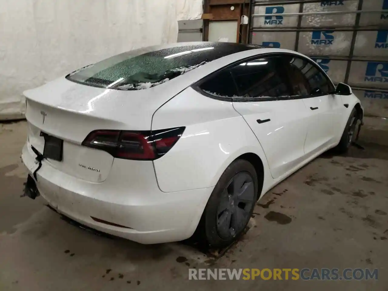 4 Photograph of a damaged car 5YJ3E1EB4MF948049 TESLA MODEL 3 2021