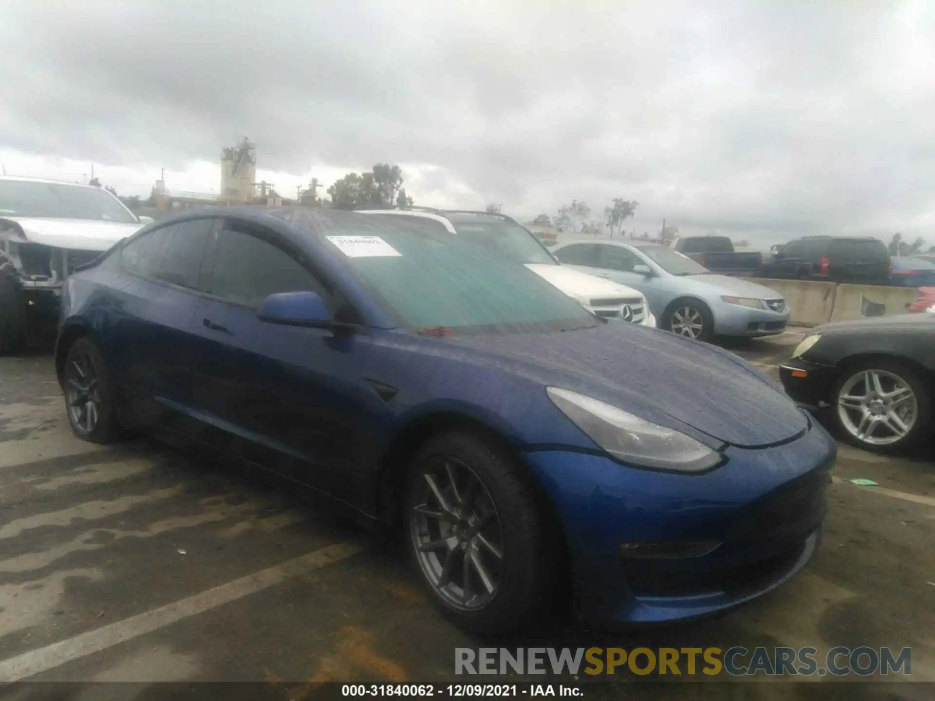 1 Photograph of a damaged car 5YJ3E1EB5MF006625 TESLA MODEL 3 2021