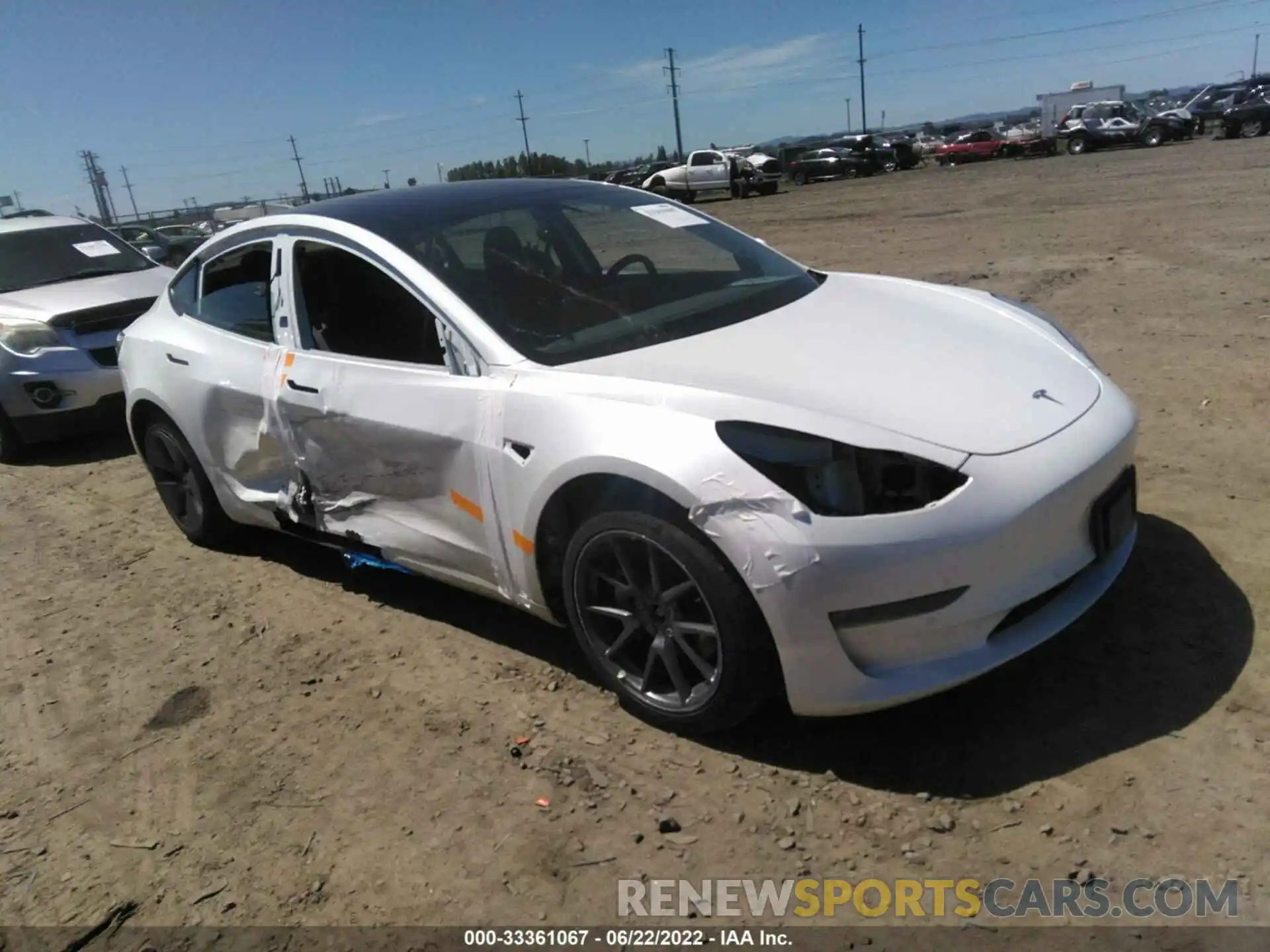 1 Photograph of a damaged car 5YJ3E1EB5MF015051 TESLA MODEL 3 2021