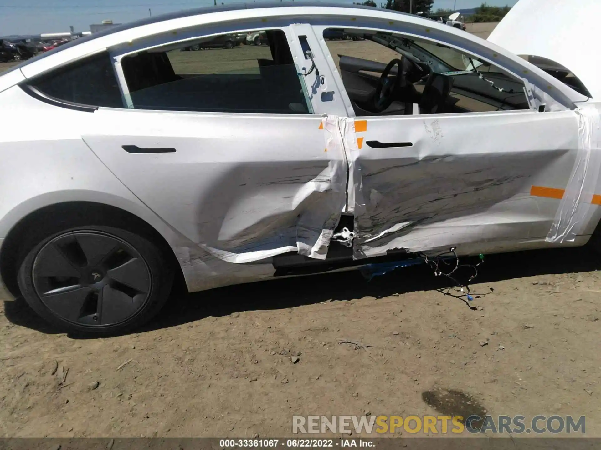 6 Photograph of a damaged car 5YJ3E1EB5MF015051 TESLA MODEL 3 2021