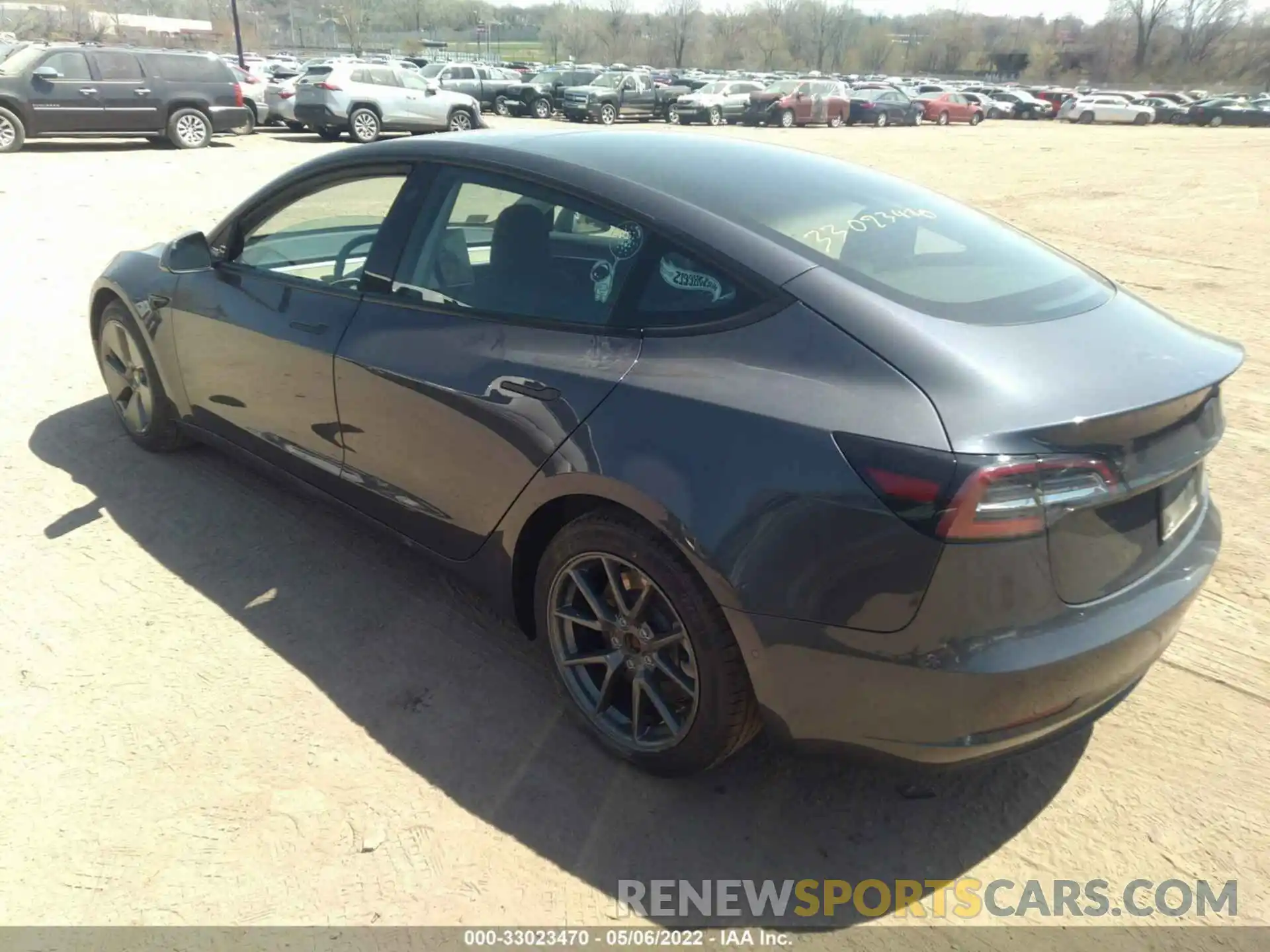 3 Photograph of a damaged car 5YJ3E1EB5MF030116 TESLA MODEL 3 2021