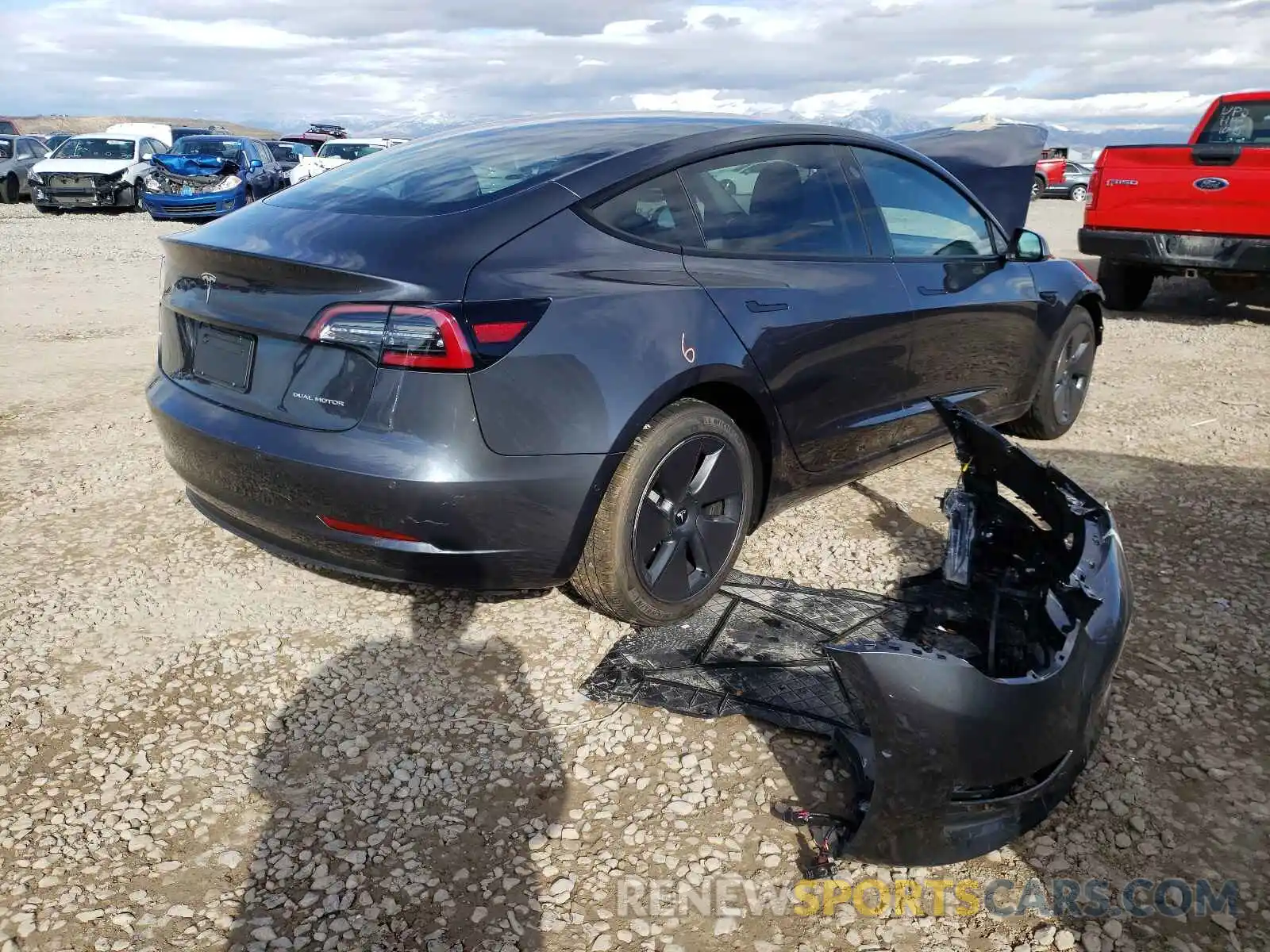 4 Photograph of a damaged car 5YJ3E1EB5MF050950 TESLA MODEL 3 2021