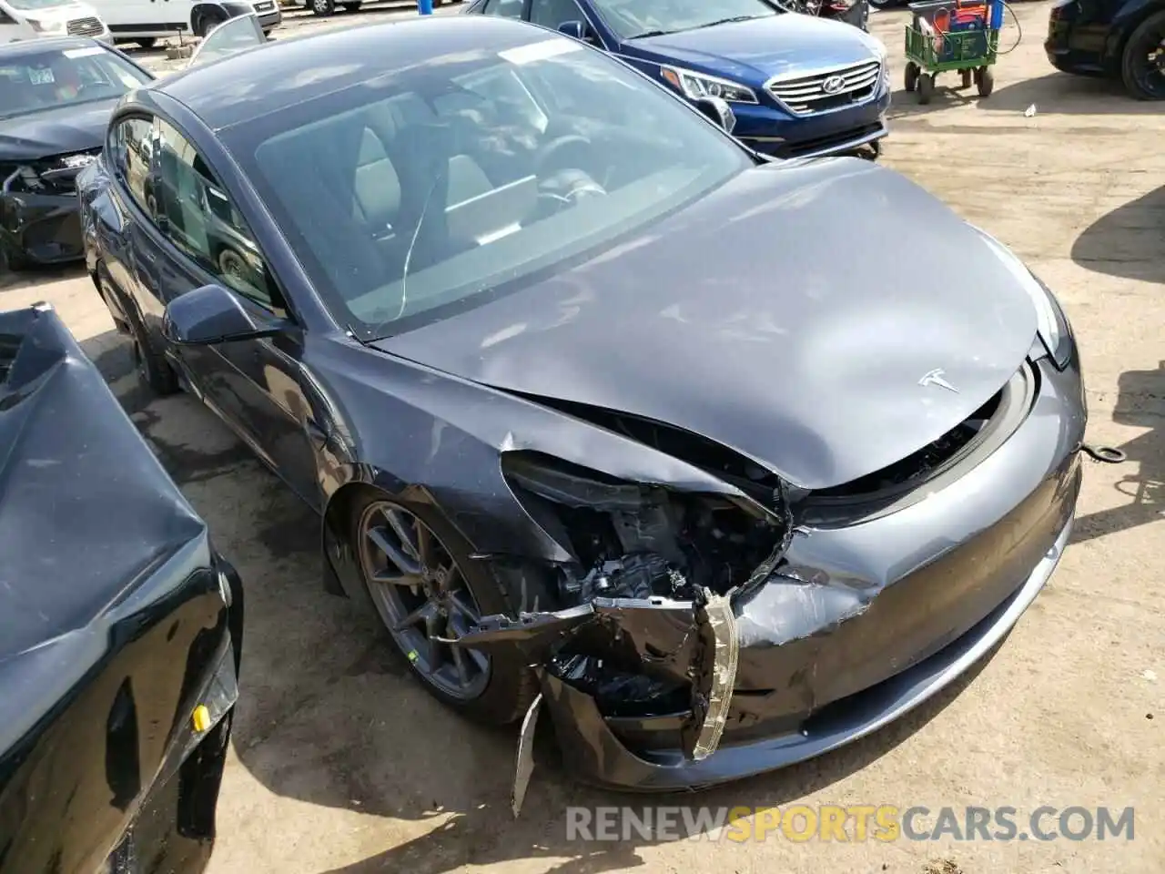 1 Photograph of a damaged car 5YJ3E1EB5MF067490 TESLA MODEL 3 2021