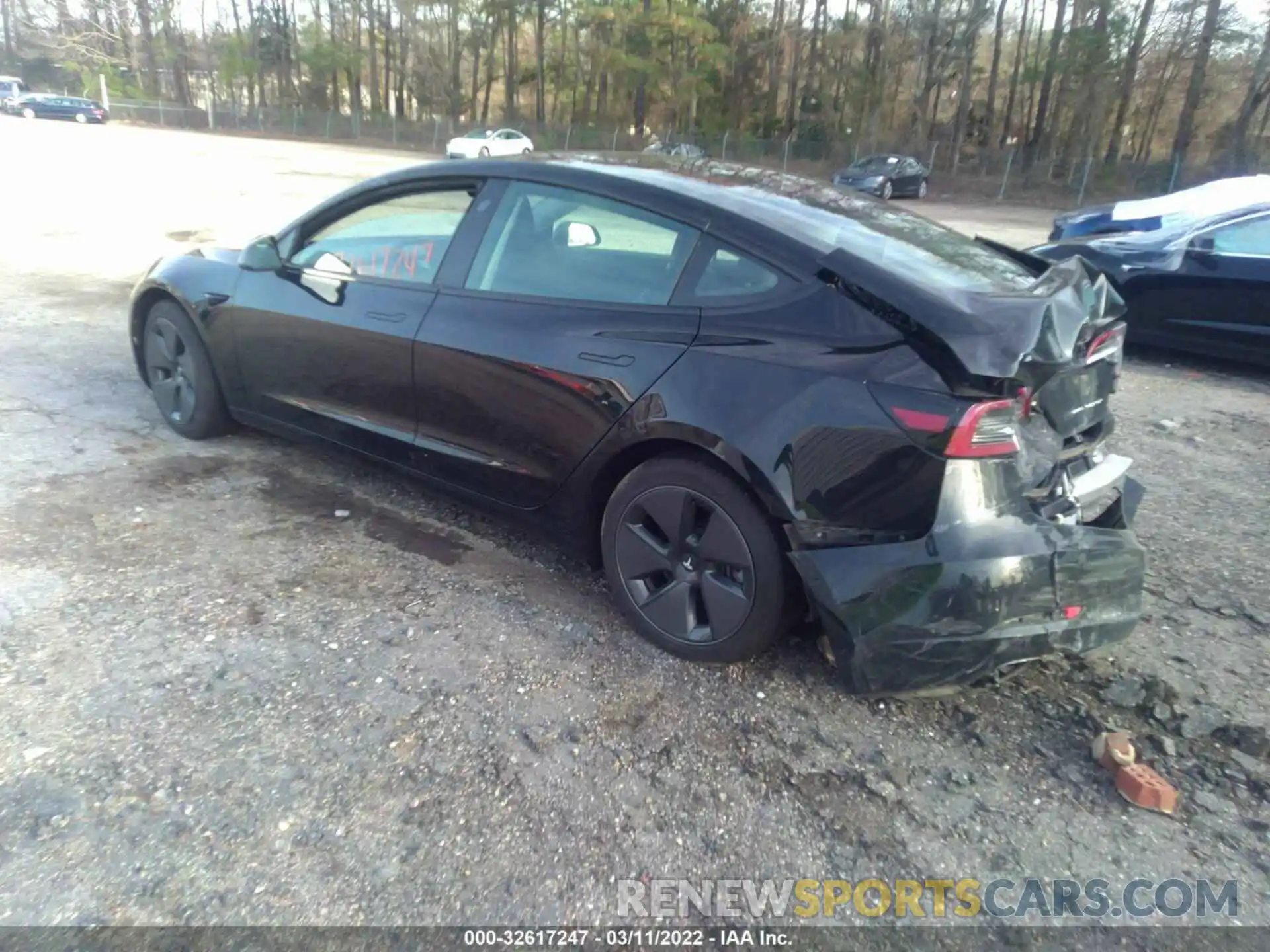 3 Photograph of a damaged car 5YJ3E1EB5MF855234 TESLA MODEL 3 2021