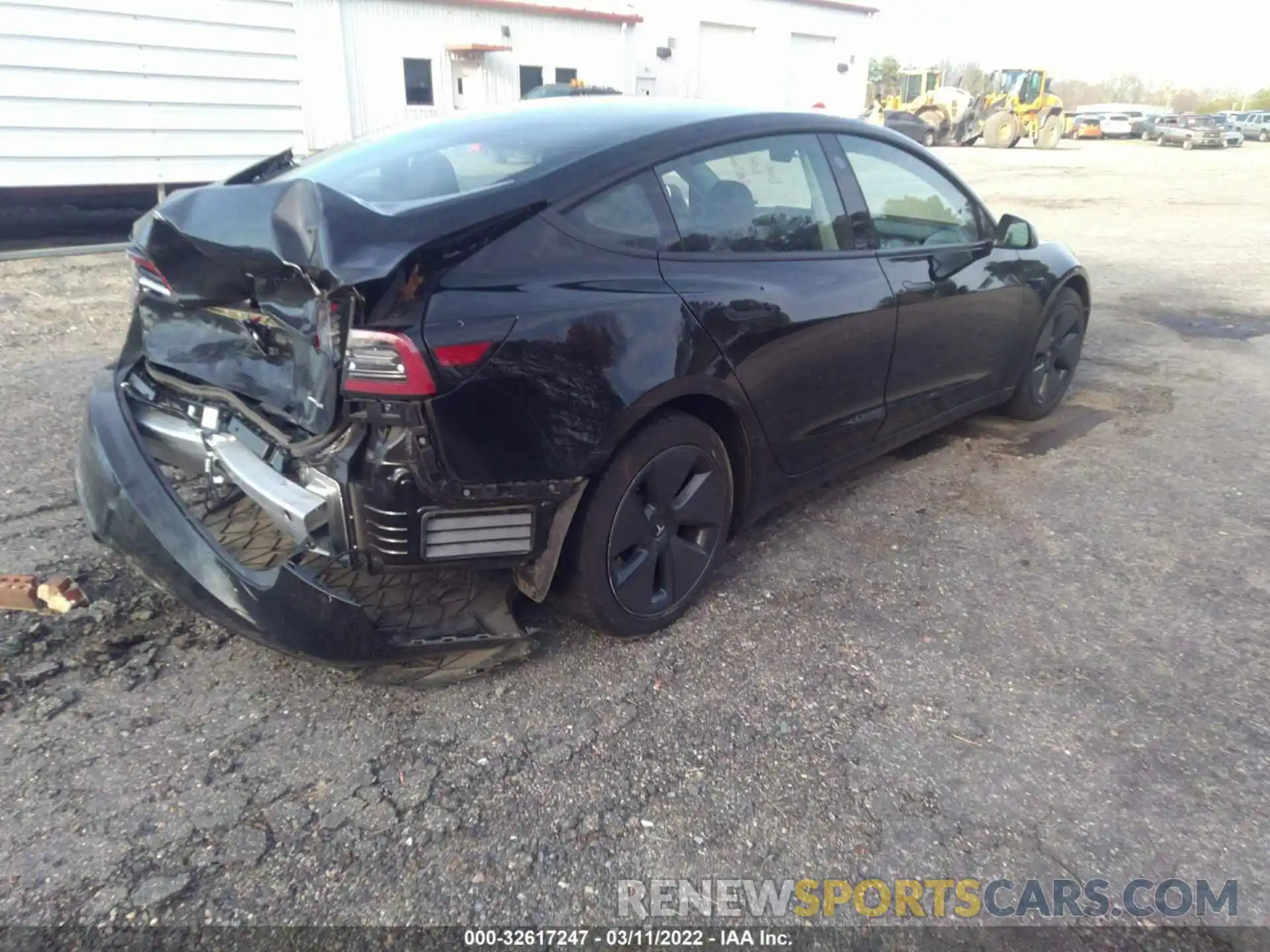 4 Photograph of a damaged car 5YJ3E1EB5MF855234 TESLA MODEL 3 2021