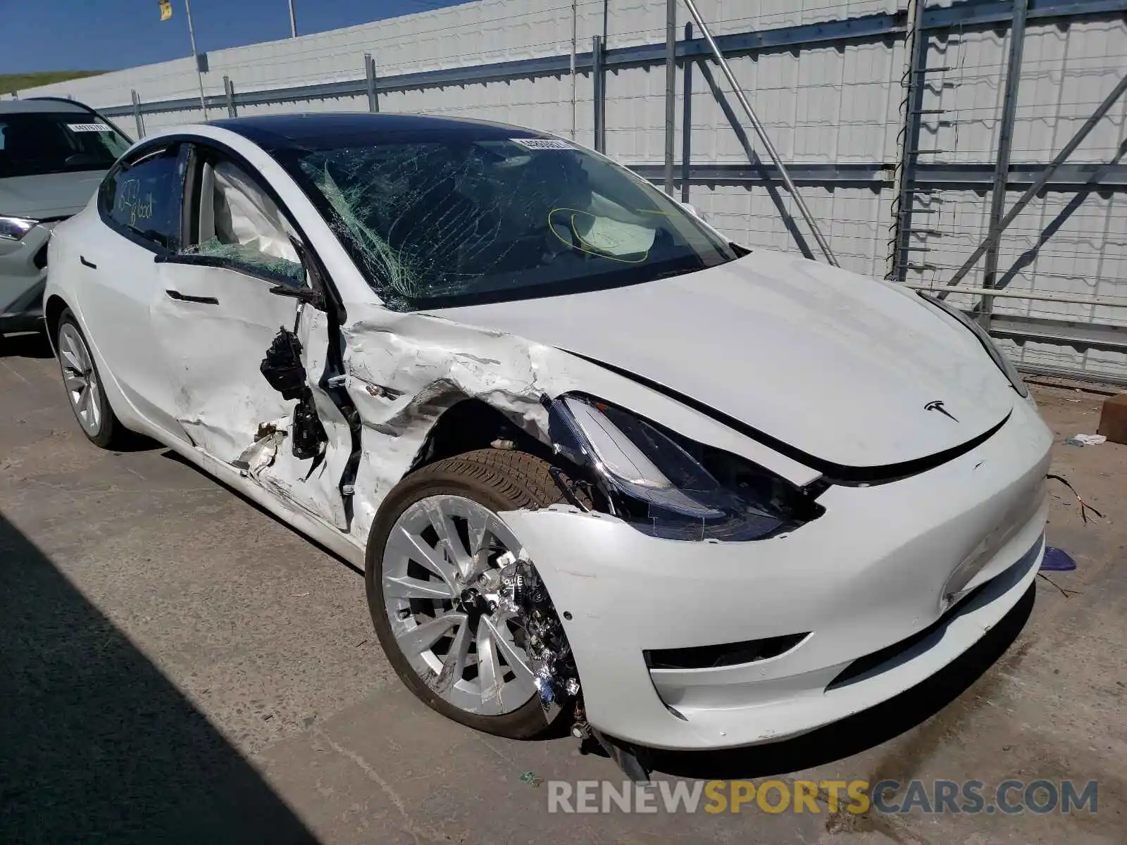 1 Photograph of a damaged car 5YJ3E1EB5MF859817 TESLA MODEL 3 2021