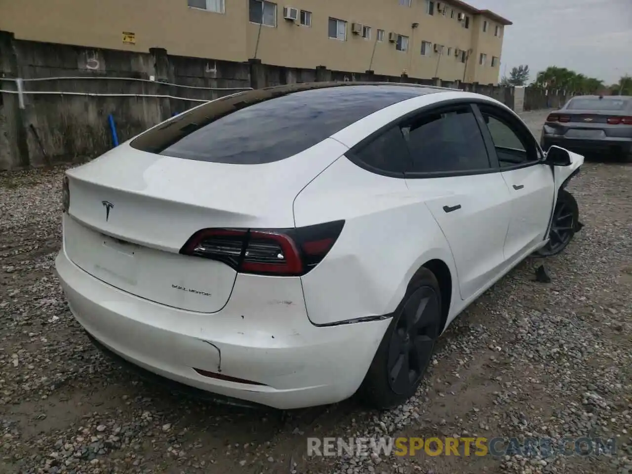 4 Фотография поврежденного автомобиля 5YJ3E1EB5MF902147 TESLA MODEL 3 2021