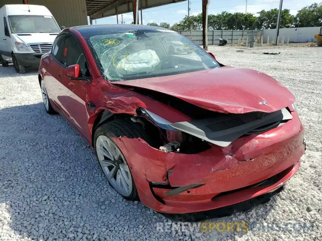 1 Photograph of a damaged car 5YJ3E1EB5MF983750 TESLA MODEL 3 2021