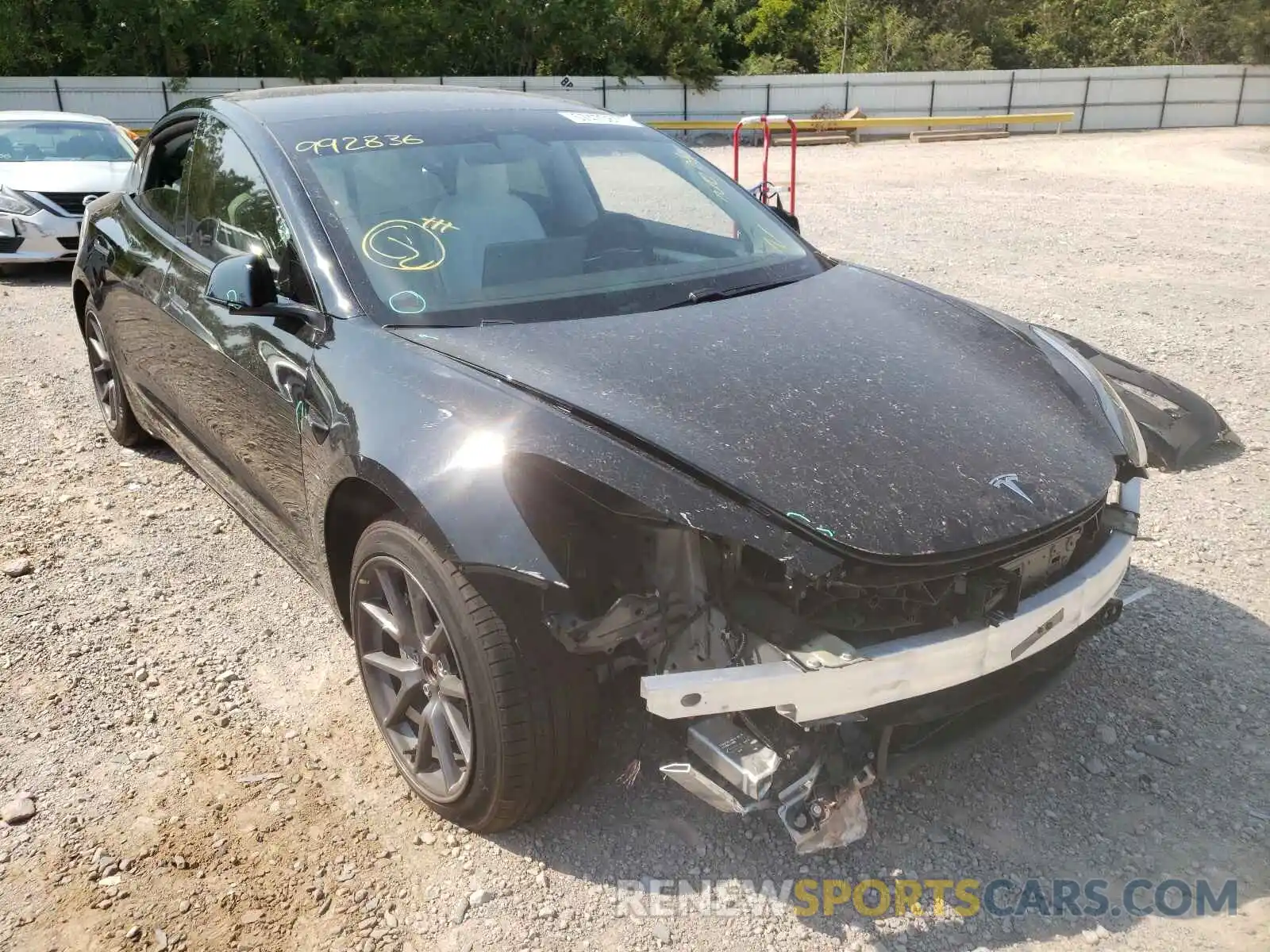 1 Photograph of a damaged car 5YJ3E1EB5MF992836 TESLA MODEL 3 2021