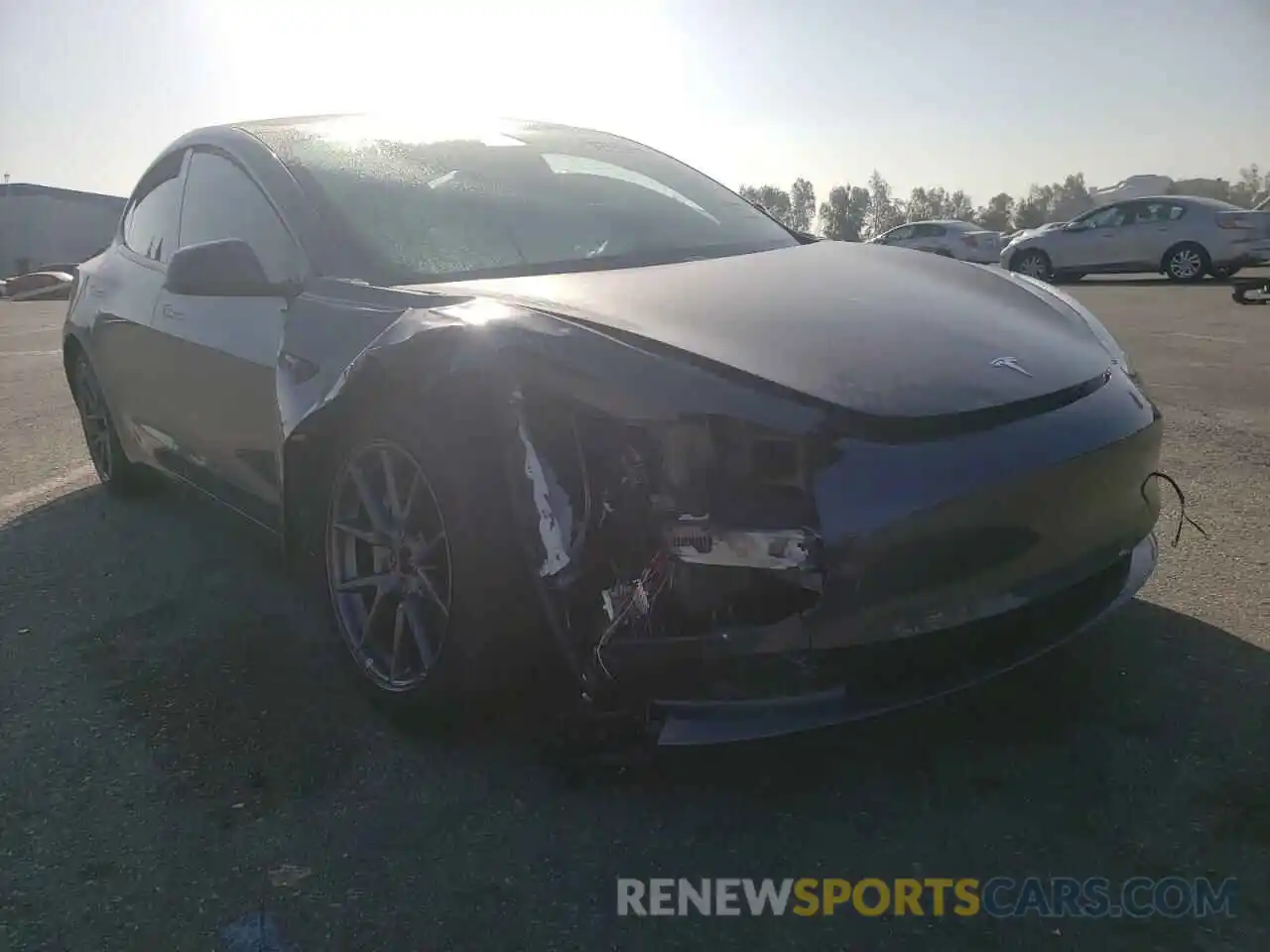 1 Photograph of a damaged car 5YJ3E1EB5MF995817 TESLA MODEL 3 2021