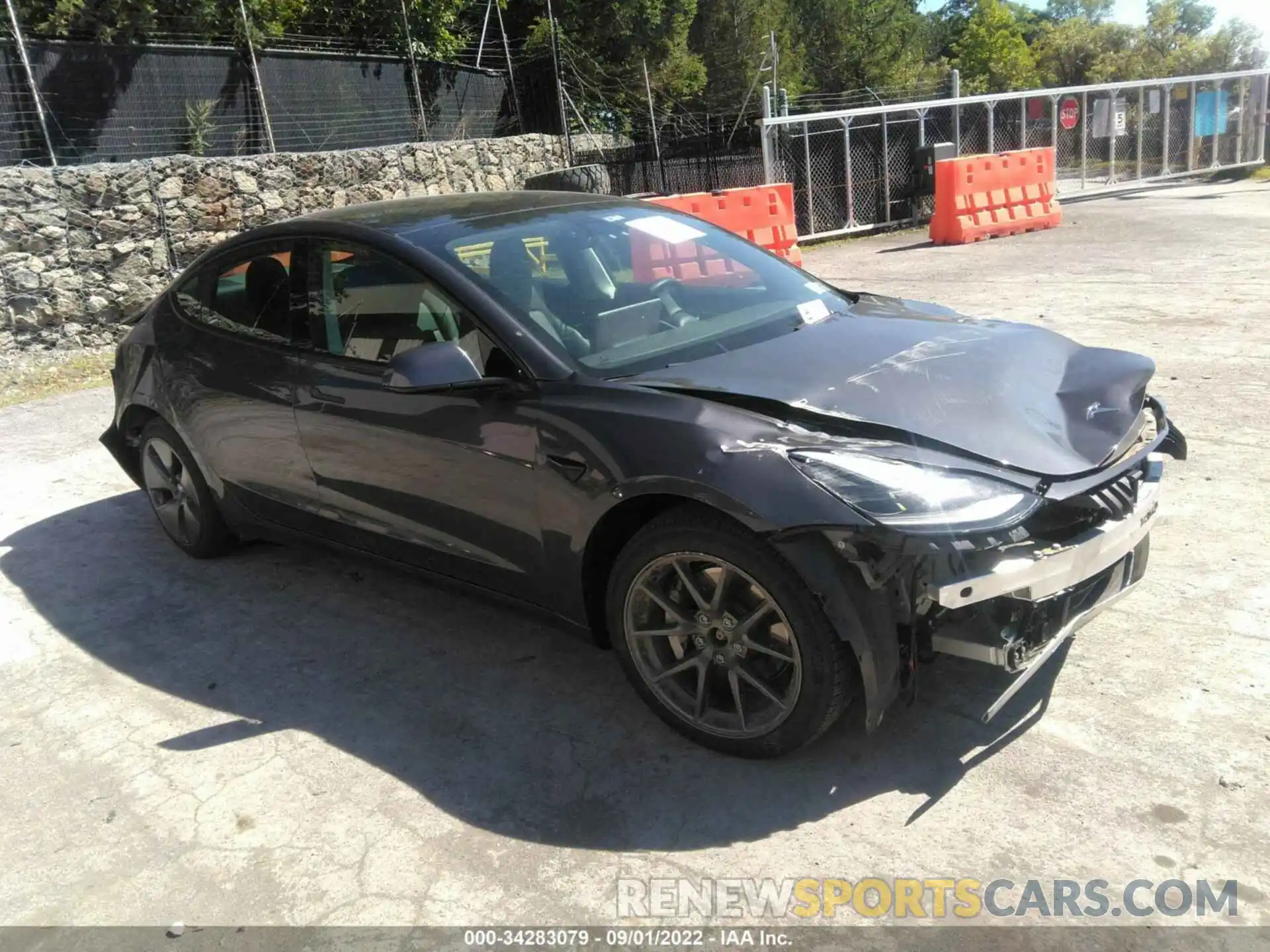 1 Photograph of a damaged car 5YJ3E1EB6MF014877 TESLA MODEL 3 2021