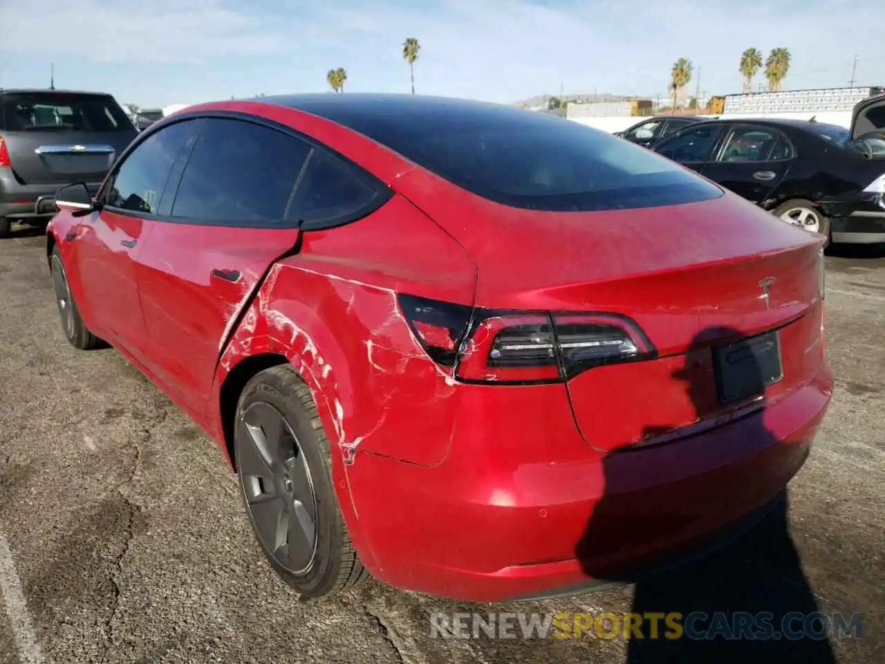 3 Photograph of a damaged car 5YJ3E1EB6MF074416 TESLA MODEL 3 2021