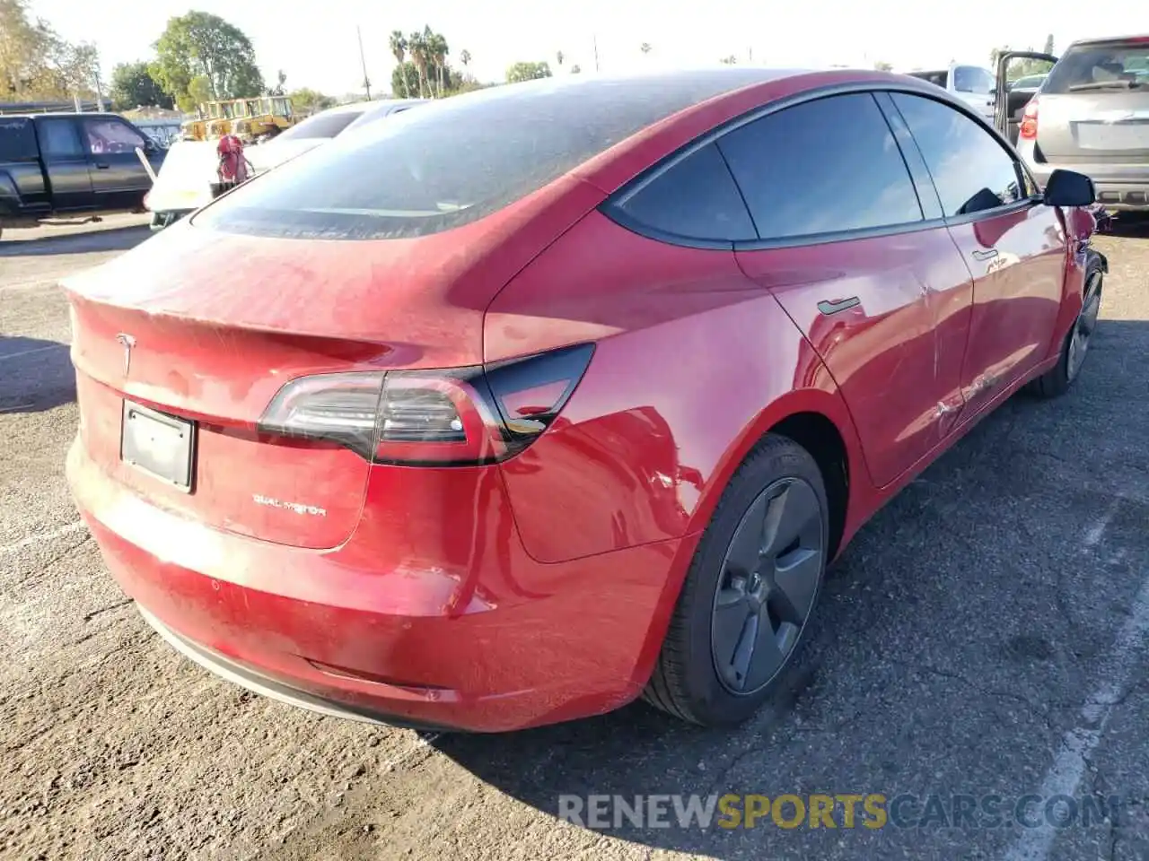 4 Photograph of a damaged car 5YJ3E1EB6MF074416 TESLA MODEL 3 2021