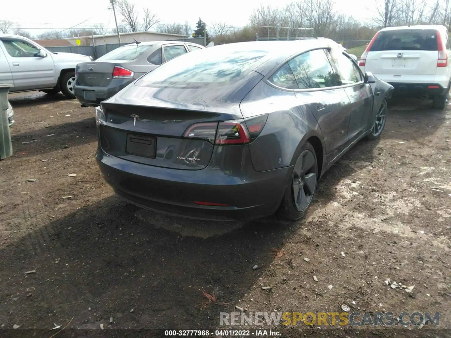 4 Photograph of a damaged car 5YJ3E1EB6MF836739 TESLA MODEL 3 2021