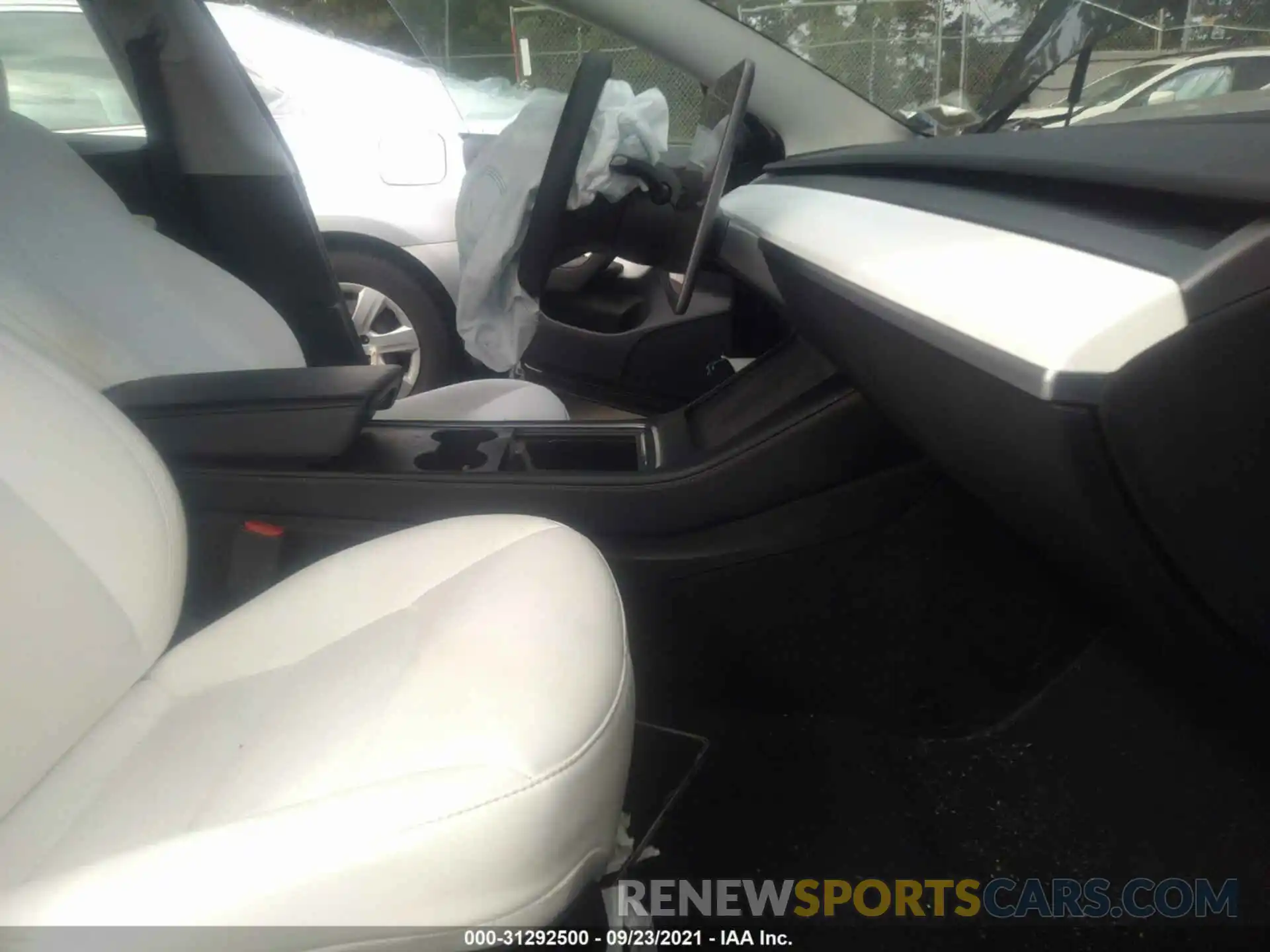 5 Photograph of a damaged car 5YJ3E1EB6MF858482 TESLA MODEL 3 2021