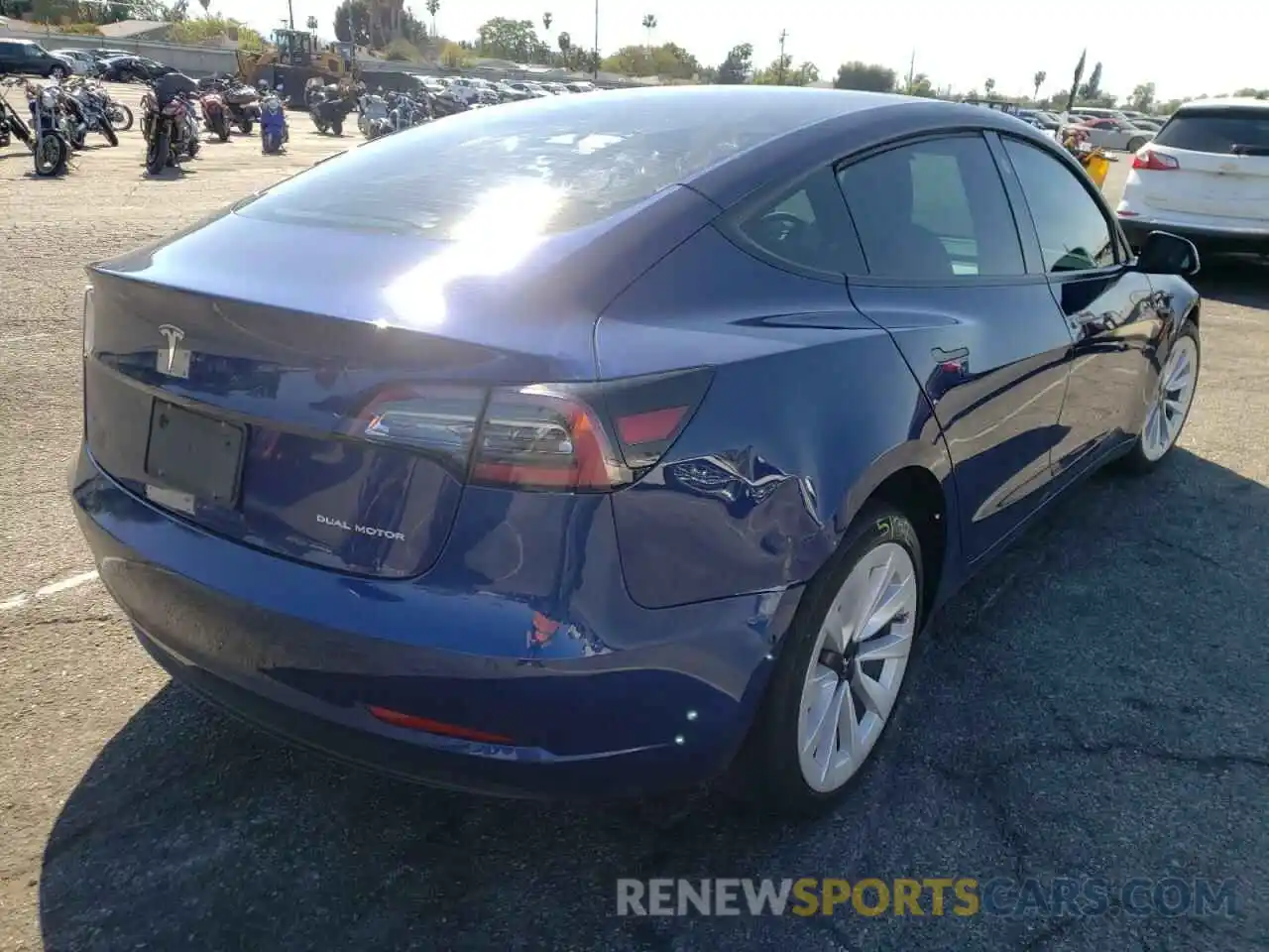 4 Photograph of a damaged car 5YJ3E1EB6MF903260 TESLA MODEL 3 2021