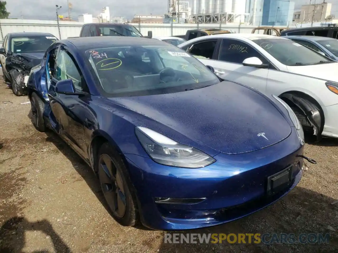 1 Photograph of a damaged car 5YJ3E1EB6MF979819 TESLA MODEL 3 2021