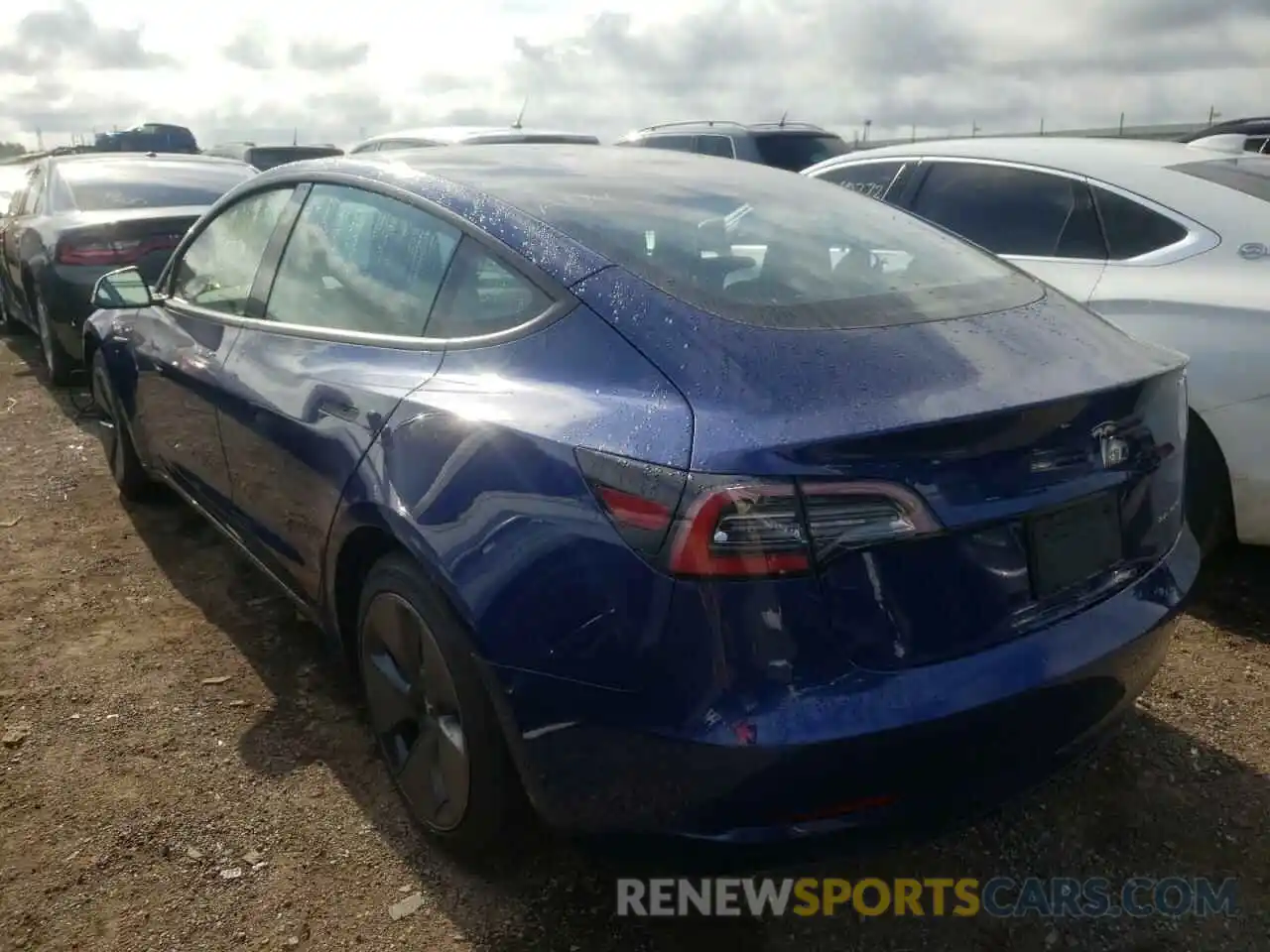 3 Photograph of a damaged car 5YJ3E1EB6MF979819 TESLA MODEL 3 2021