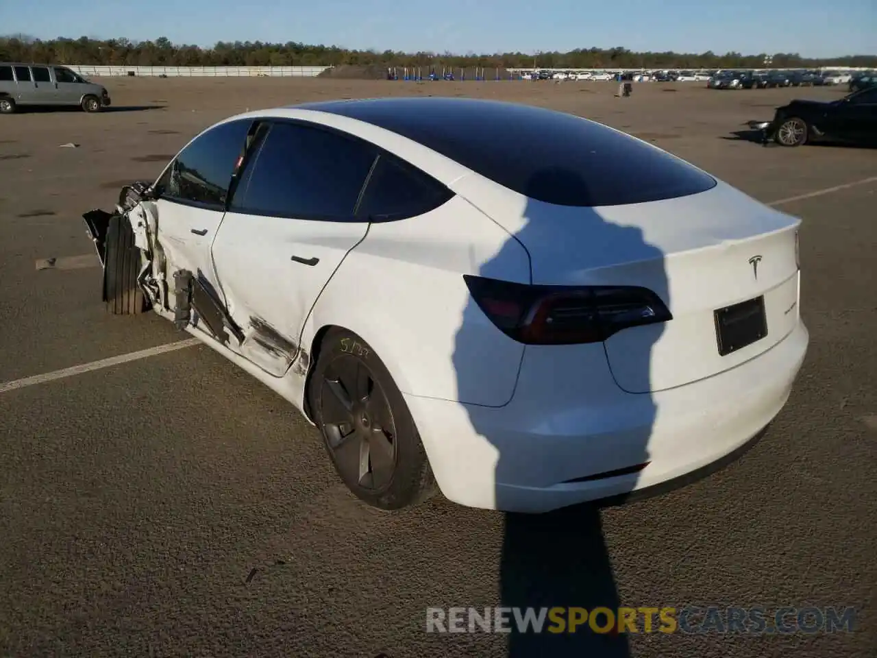 3 Photograph of a damaged car 5YJ3E1EB7MF034149 TESLA MODEL 3 2021