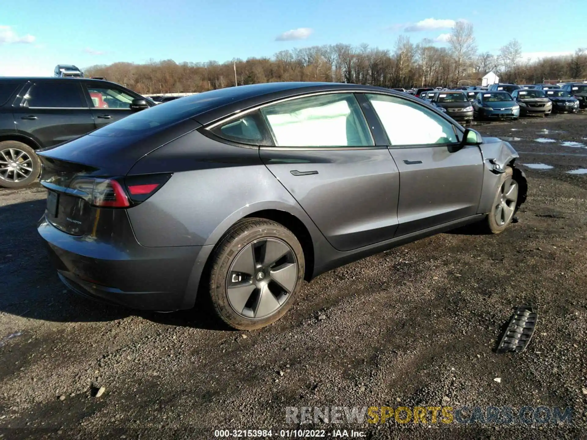 4 Фотография поврежденного автомобиля 5YJ3E1EB7MF054904 TESLA MODEL 3 2021