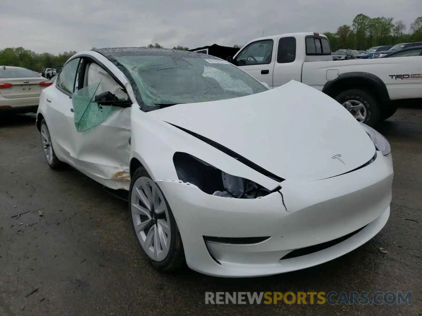 1 Photograph of a damaged car 5YJ3E1EB7MF926661 TESLA MODEL 3 2021