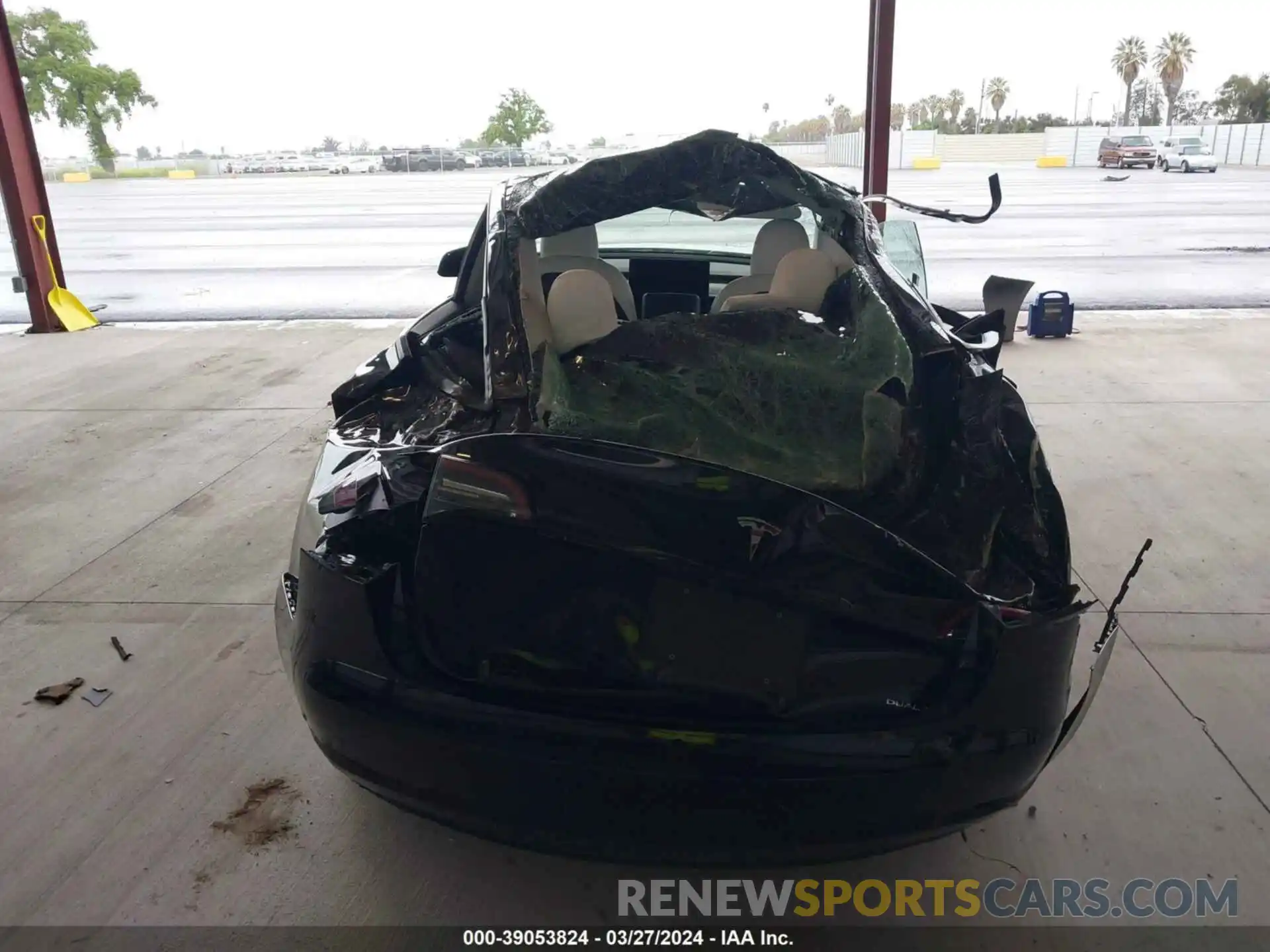 16 Photograph of a damaged car 5YJ3E1EB7MF937479 TESLA MODEL 3 2021