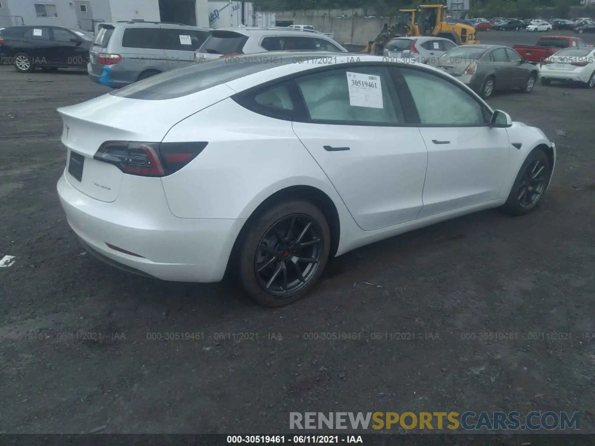 4 Фотография поврежденного автомобиля 5YJ3E1EB7MF960616 TESLA MODEL 3 2021