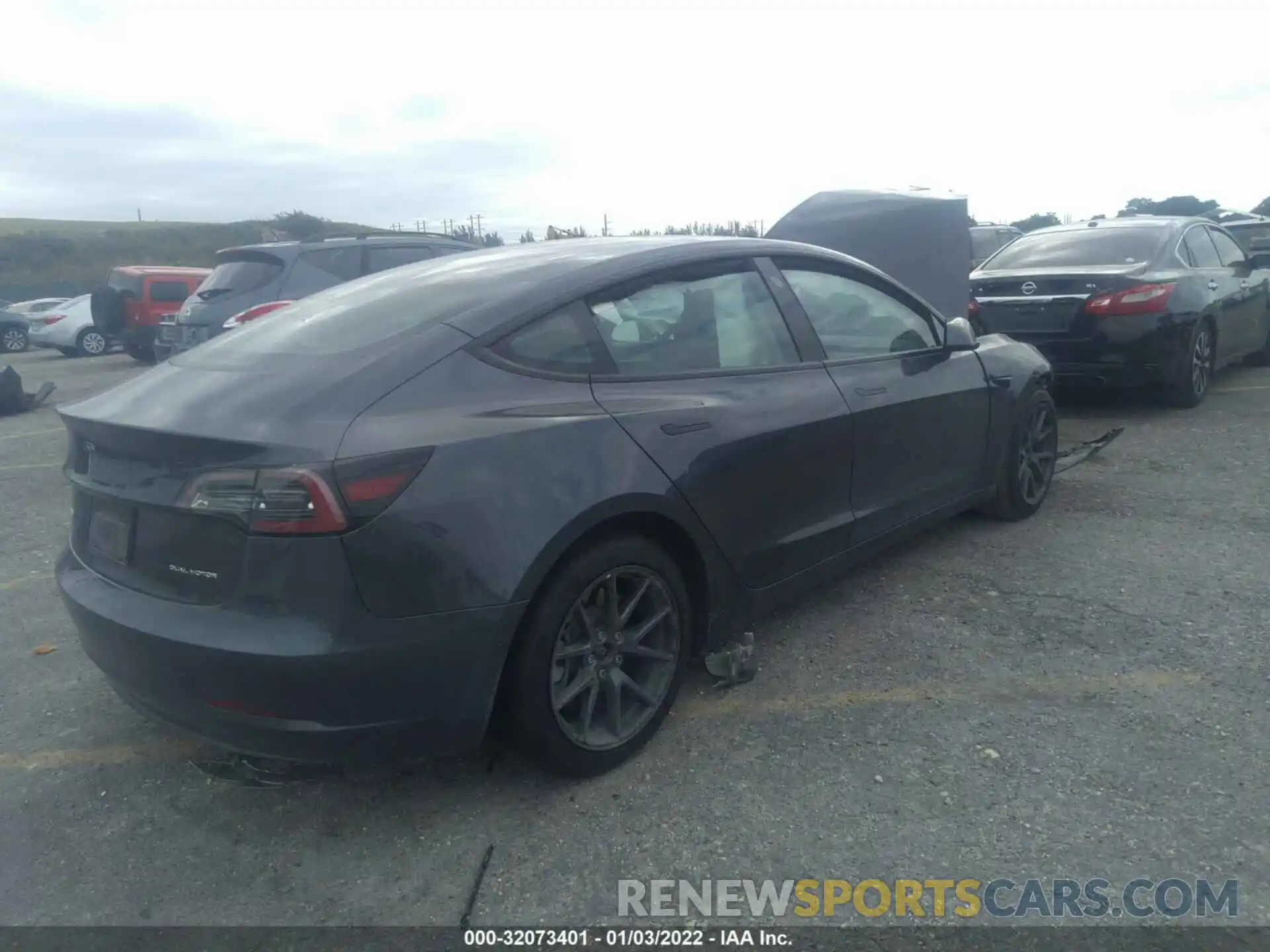 4 Фотография поврежденного автомобиля 5YJ3E1EB7MF965475 TESLA MODEL 3 2021