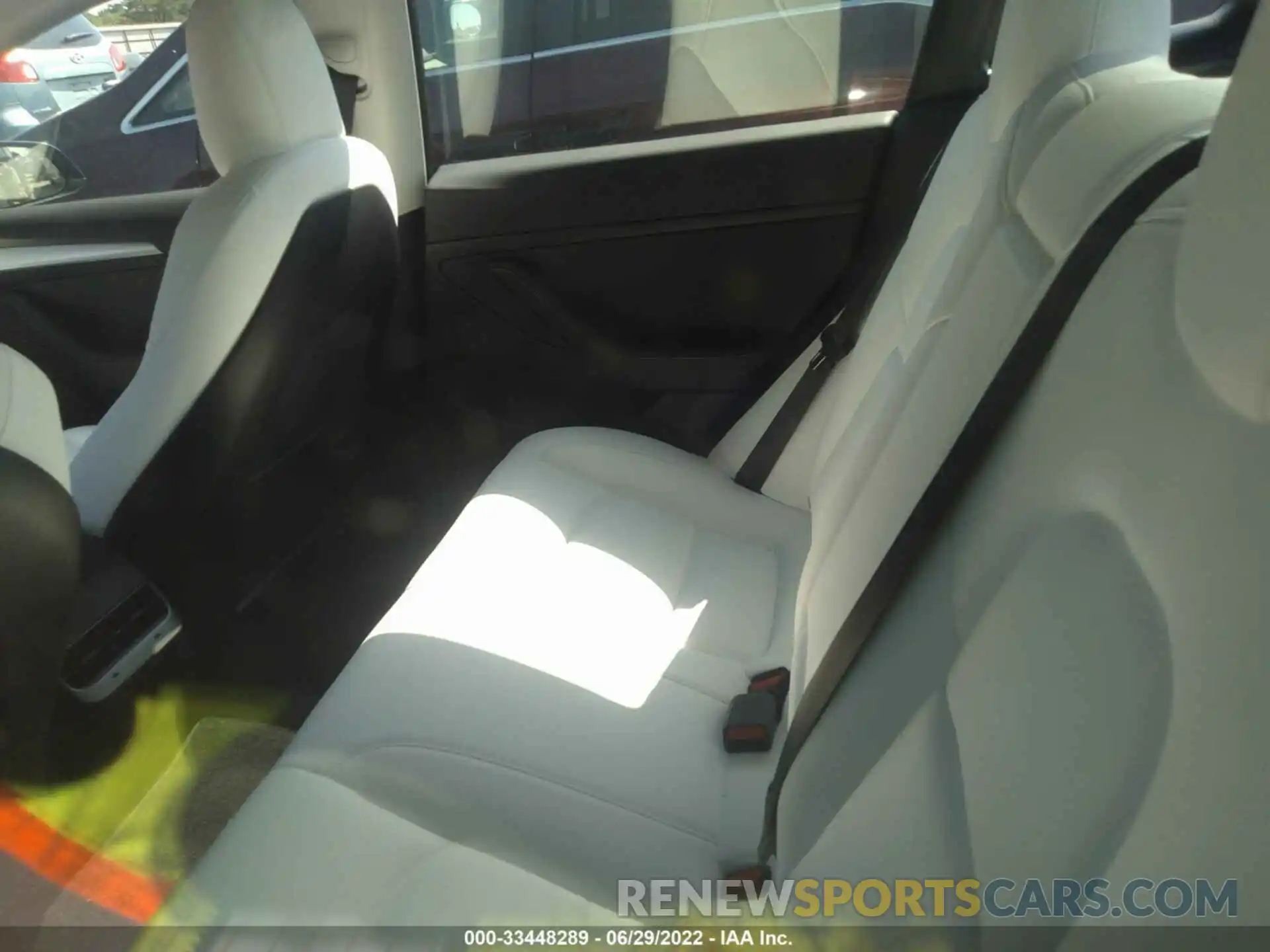 8 Photograph of a damaged car 5YJ3E1EB7MF992899 TESLA MODEL 3 2021