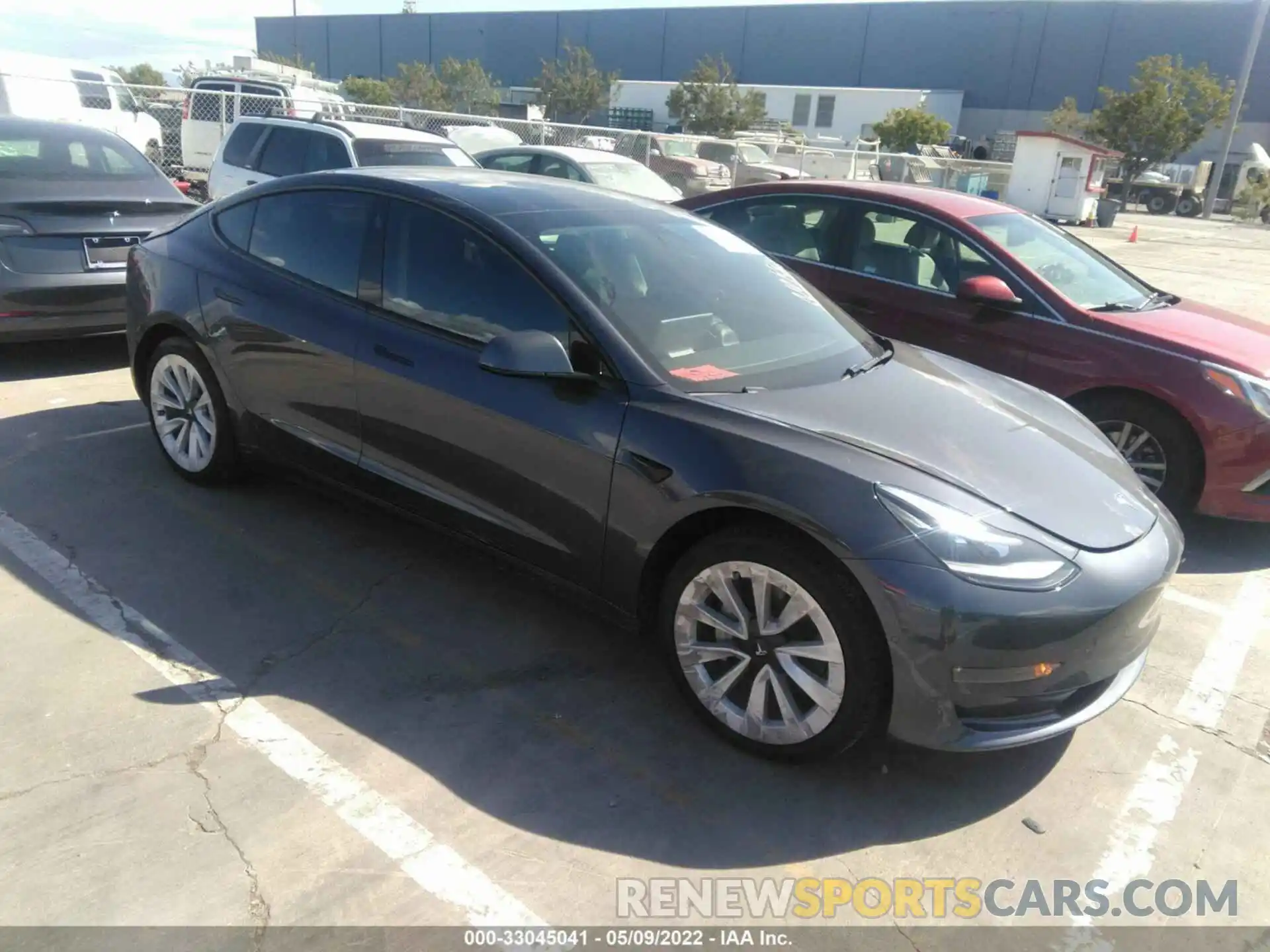 1 Photograph of a damaged car 5YJ3E1EB8MF064843 TESLA MODEL 3 2021