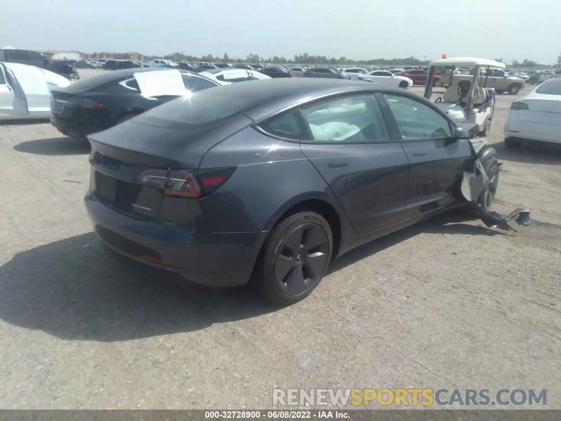 4 Photograph of a damaged car 5YJ3E1EB8MF088110 TESLA MODEL 3 2021