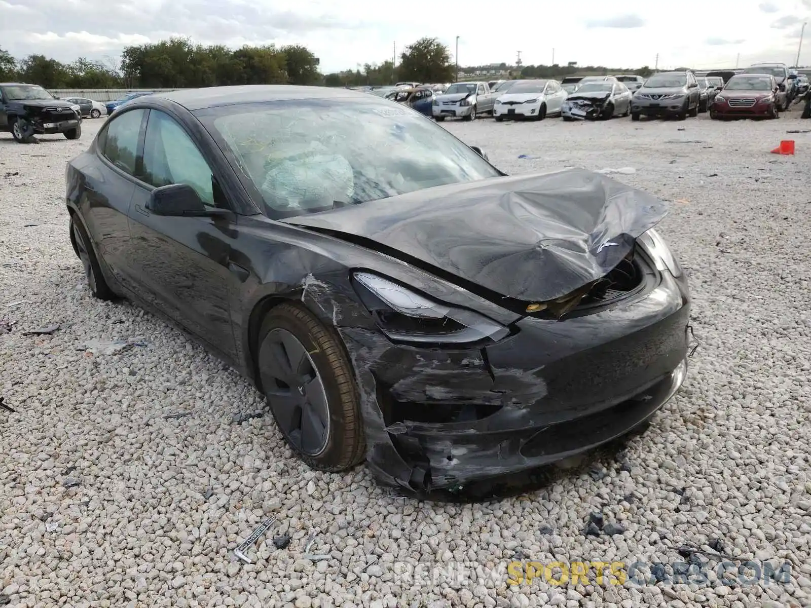 1 Photograph of a damaged car 5YJ3E1EB8MF863621 TESLA MODEL 3 2021