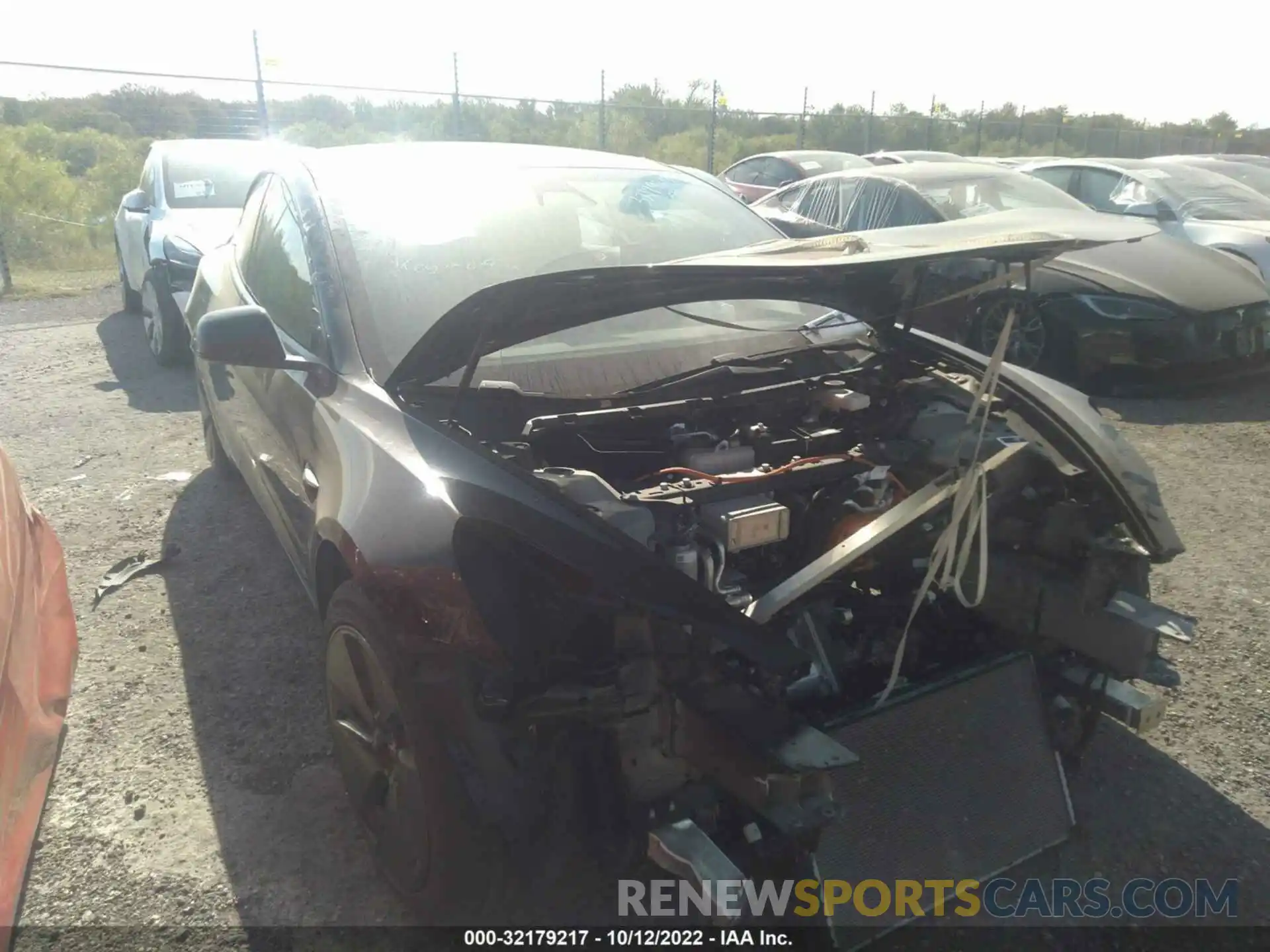 1 Photograph of a damaged car 5YJ3E1EB8MF869502 TESLA MODEL 3 2021