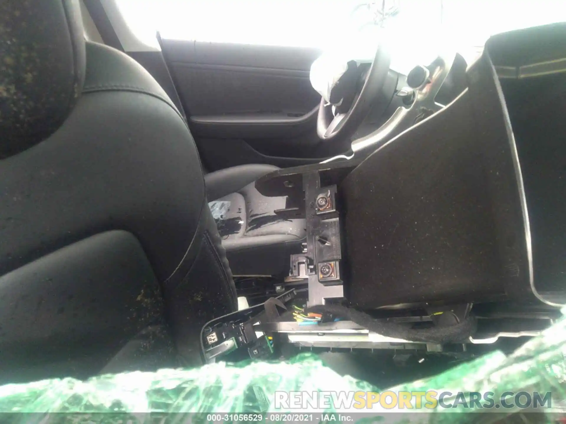 5 Photograph of a damaged car 5YJ3E1EB8MF924188 TESLA MODEL 3 2021