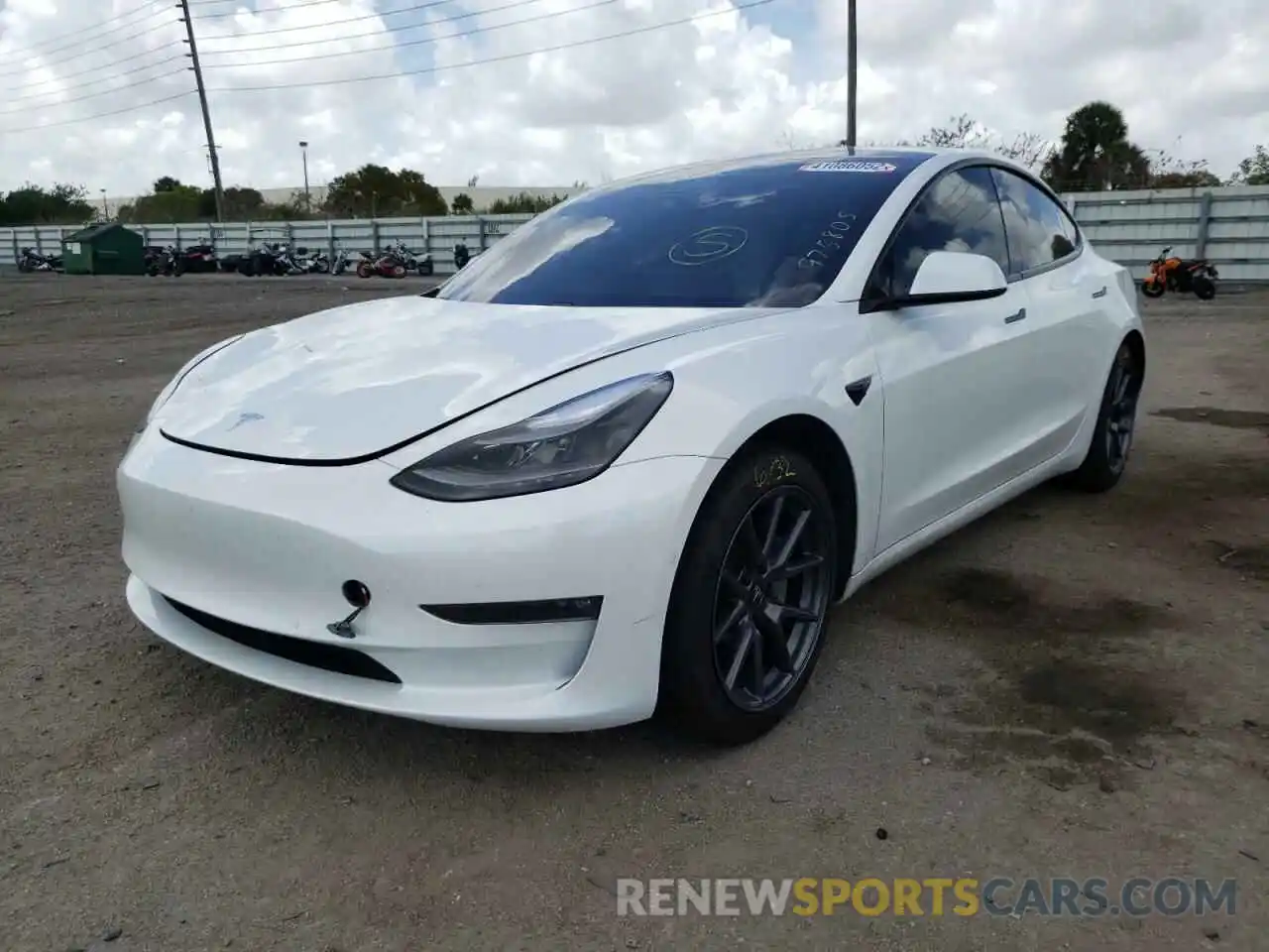 2 Photograph of a damaged car 5YJ3E1EB8MF975805 TESLA MODEL 3 2021