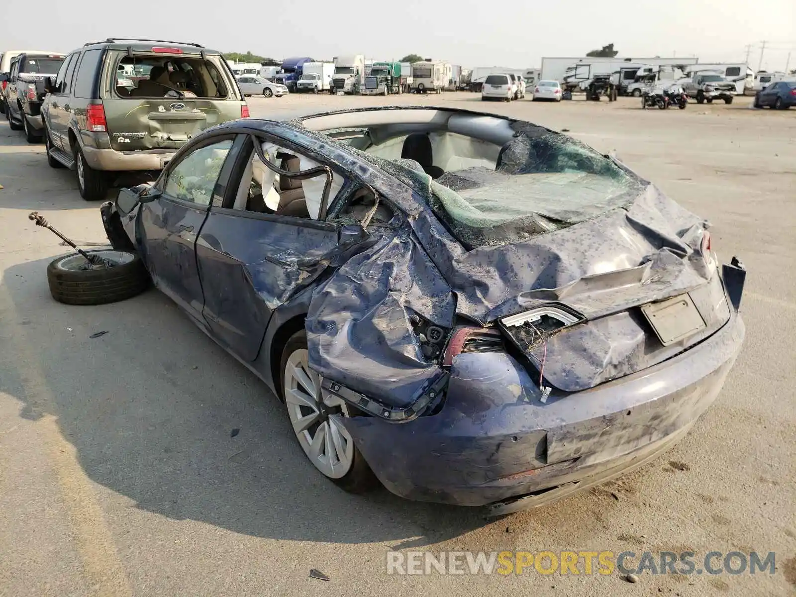 3 Photograph of a damaged car 5YJ3E1EB8MF990076 TESLA MODEL 3 2021