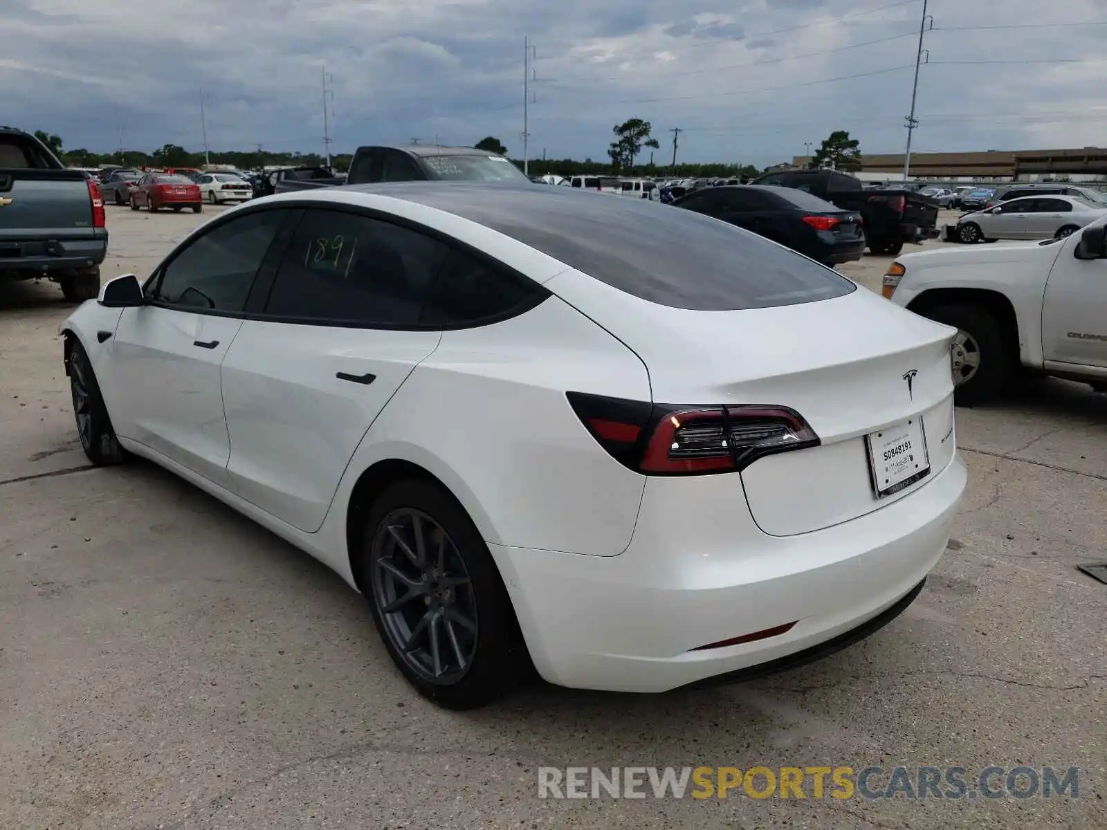 3 Photograph of a damaged car 5YJ3E1EB8MF992281 TESLA MODEL 3 2021