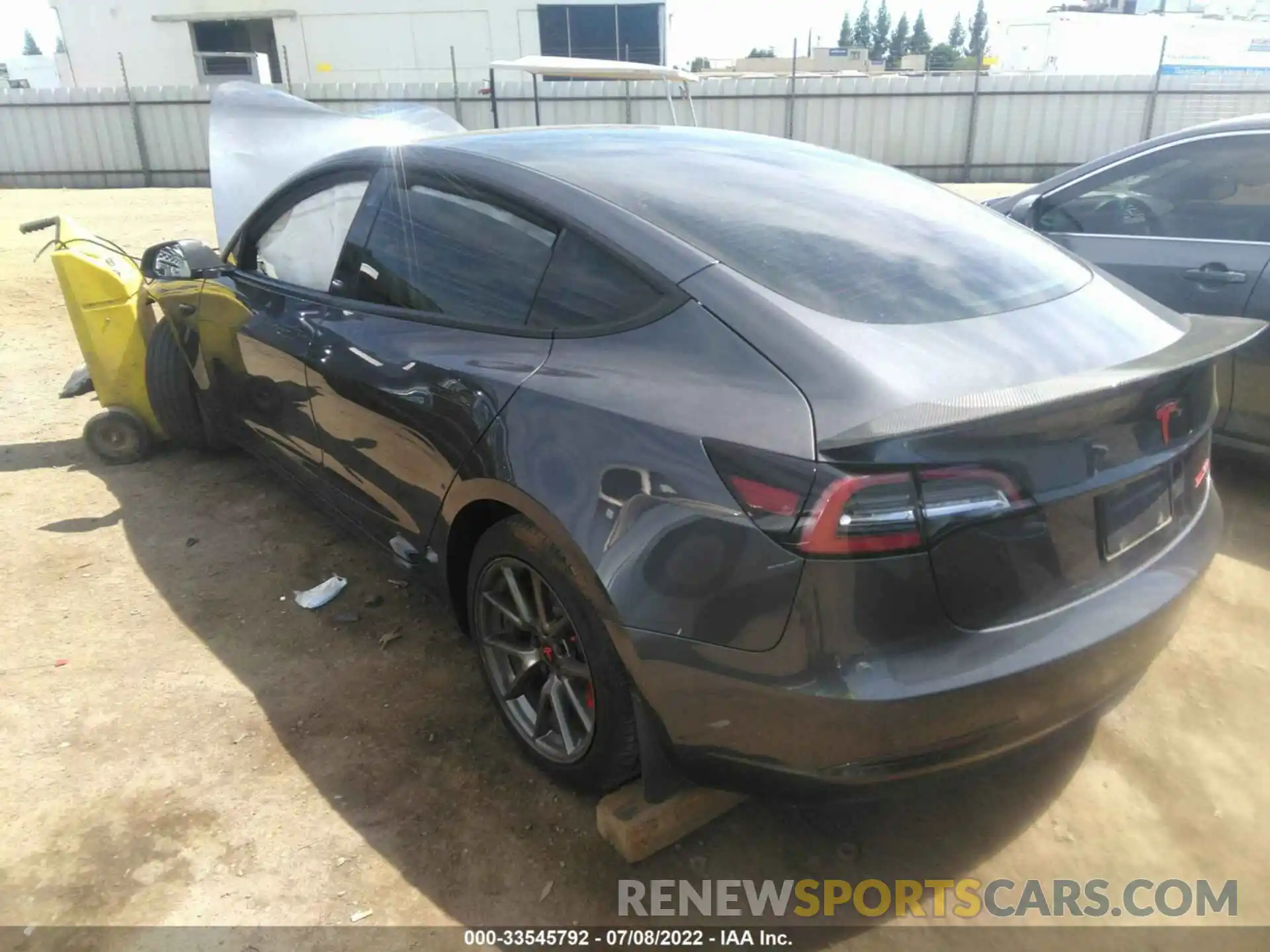 3 Photograph of a damaged car 5YJ3E1EB9MF003663 TESLA MODEL 3 2021