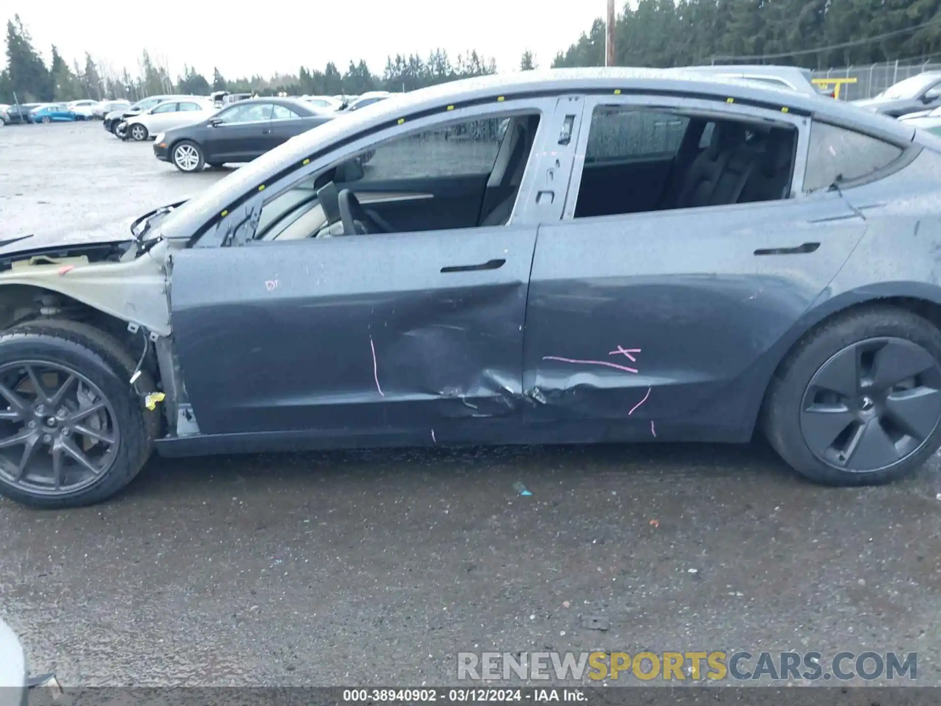 15 Photograph of a damaged car 5YJ3E1EB9MF006823 TESLA MODEL 3 2021