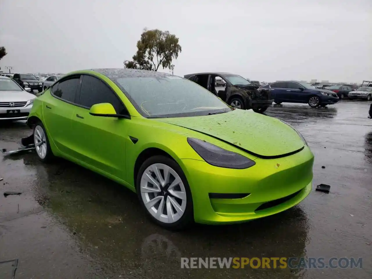 1 Photograph of a damaged car 5YJ3E1EB9MF013108 TESLA MODEL 3 2021